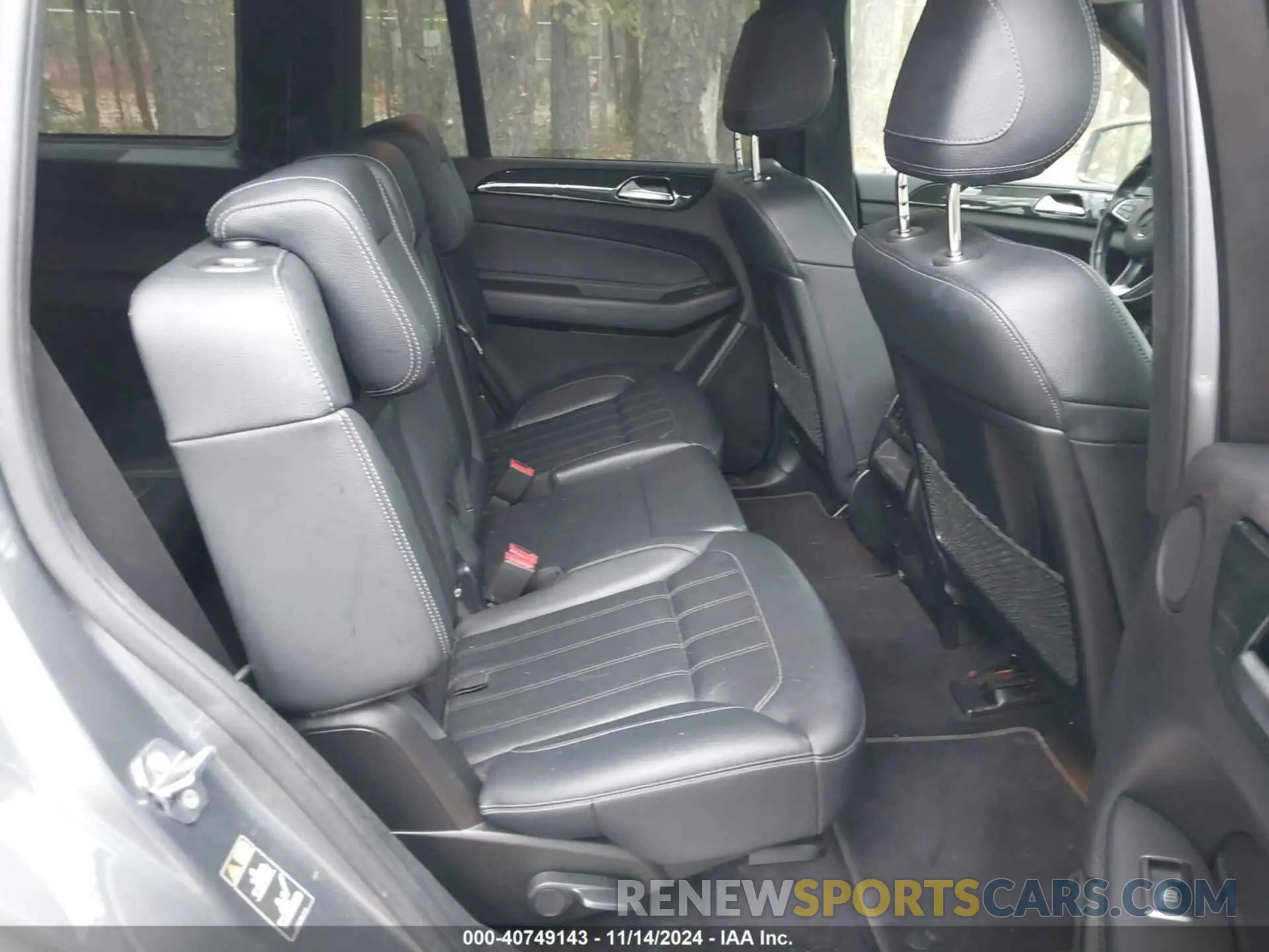 8 Photograph of a damaged car 4JGDF6EE9KB221039 MERCEDES-BENZ GLS 450 2019
