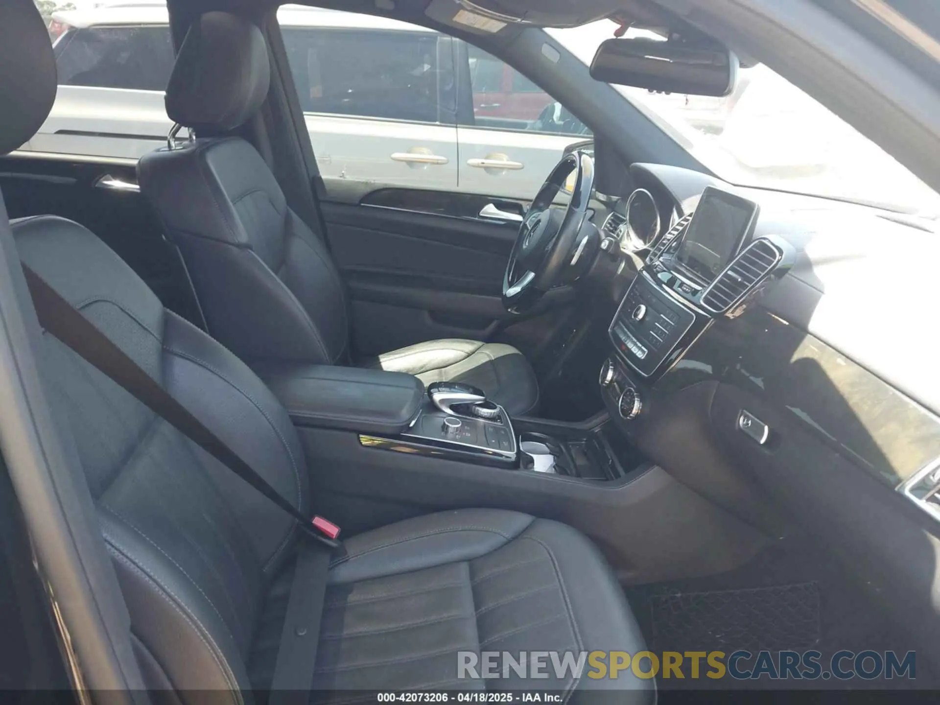 5 Фотография поврежденного автомобиля 4JGDF6EE9KB224314 MERCEDES-BENZ GLS 450 2019
