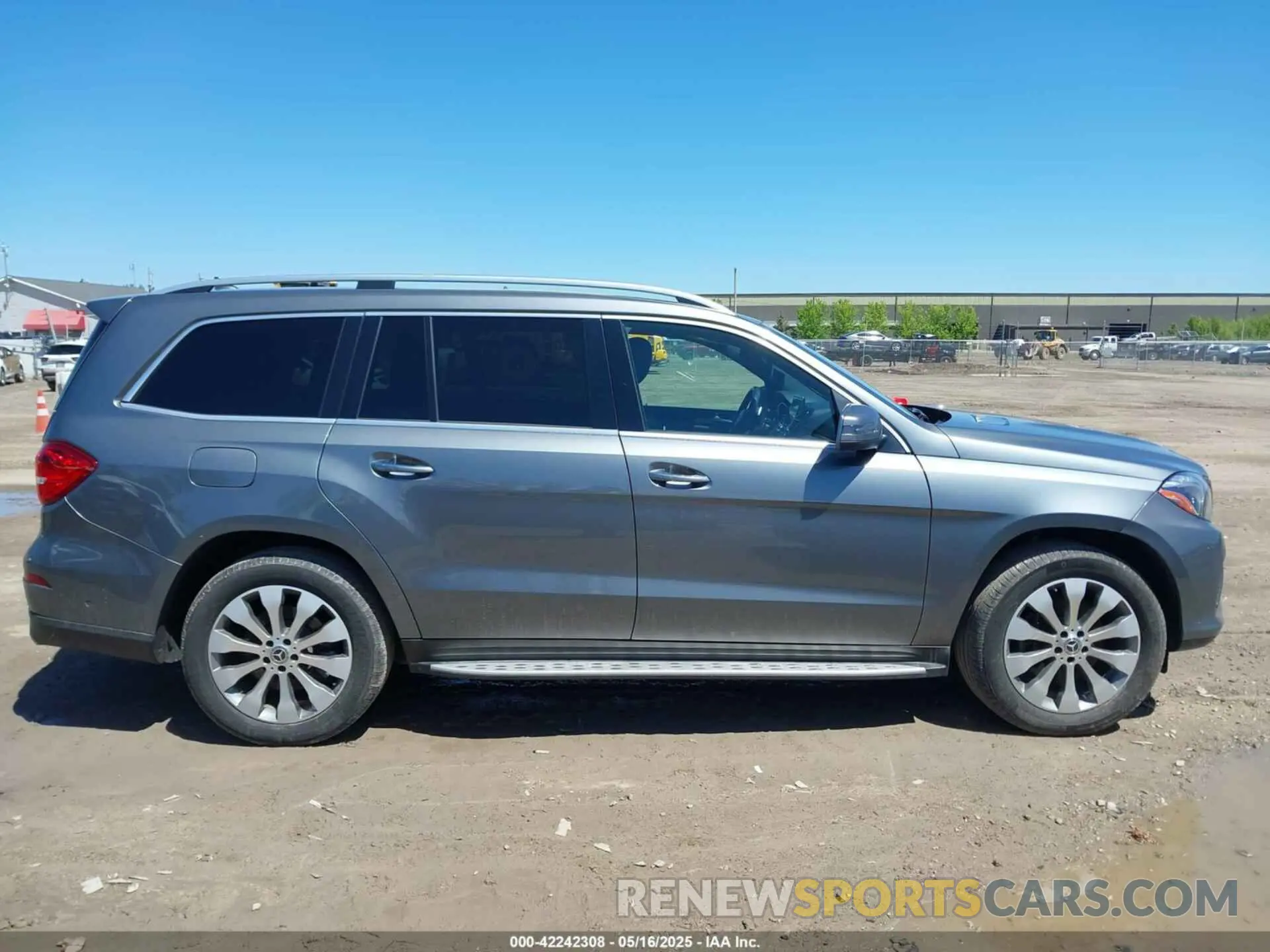 13 Photograph of a damaged car 4JGDF6EE9KB226581 MERCEDES-BENZ GLS 450 2019