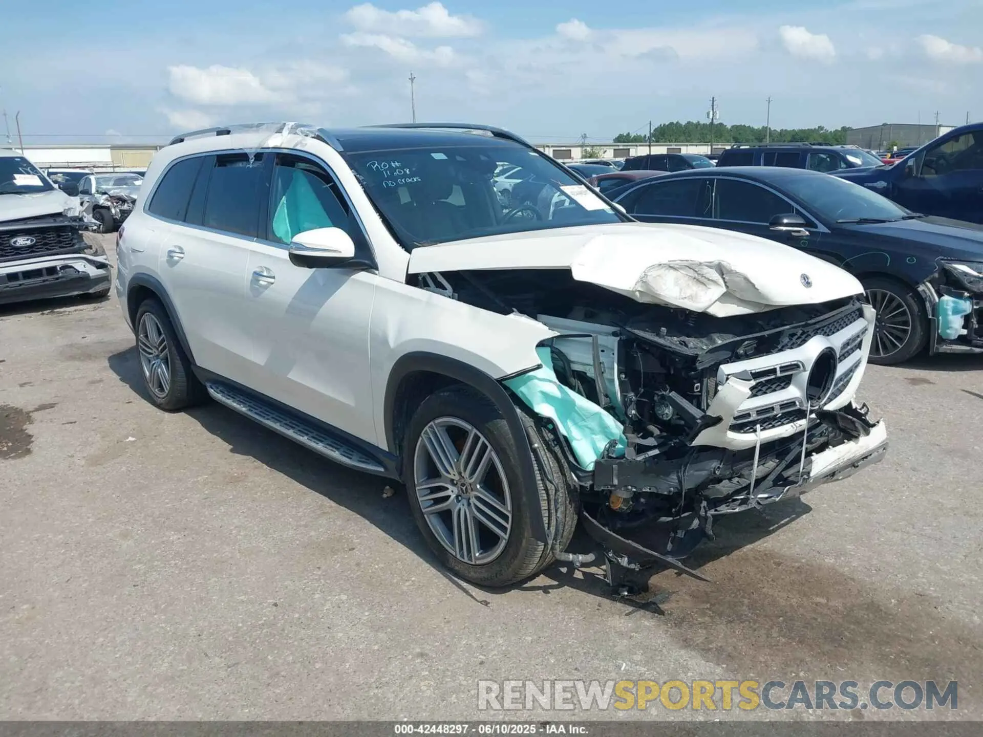 1 Photograph of a damaged car 4JGFF5KE2LA189789 MERCEDES-BENZ GLS 450 2020