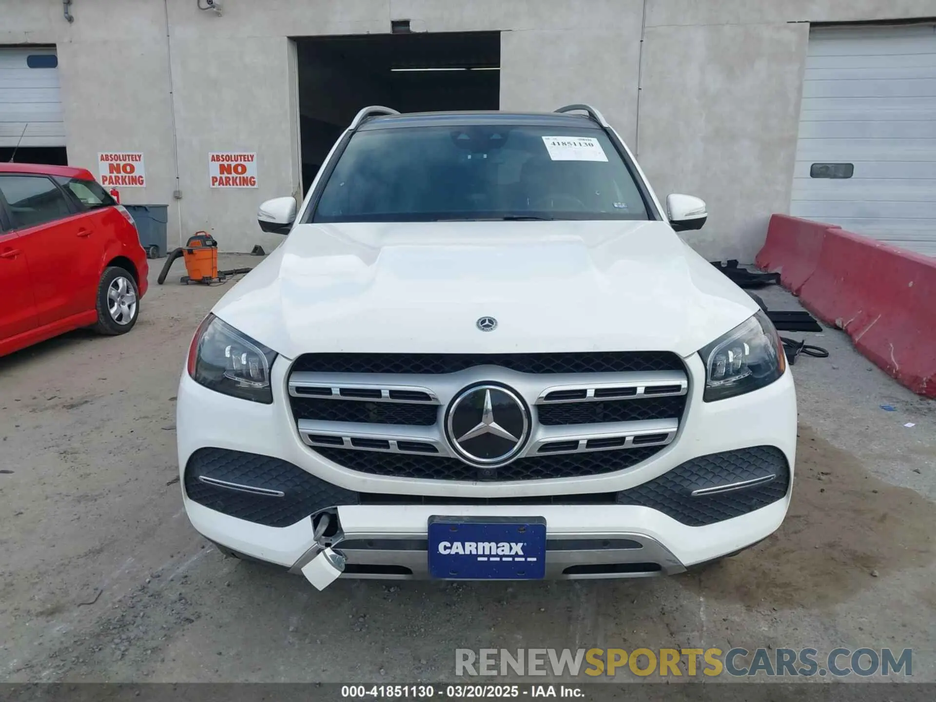 13 Photograph of a damaged car 4JGFF5KE2LA206879 MERCEDES-BENZ GLS 450 2020