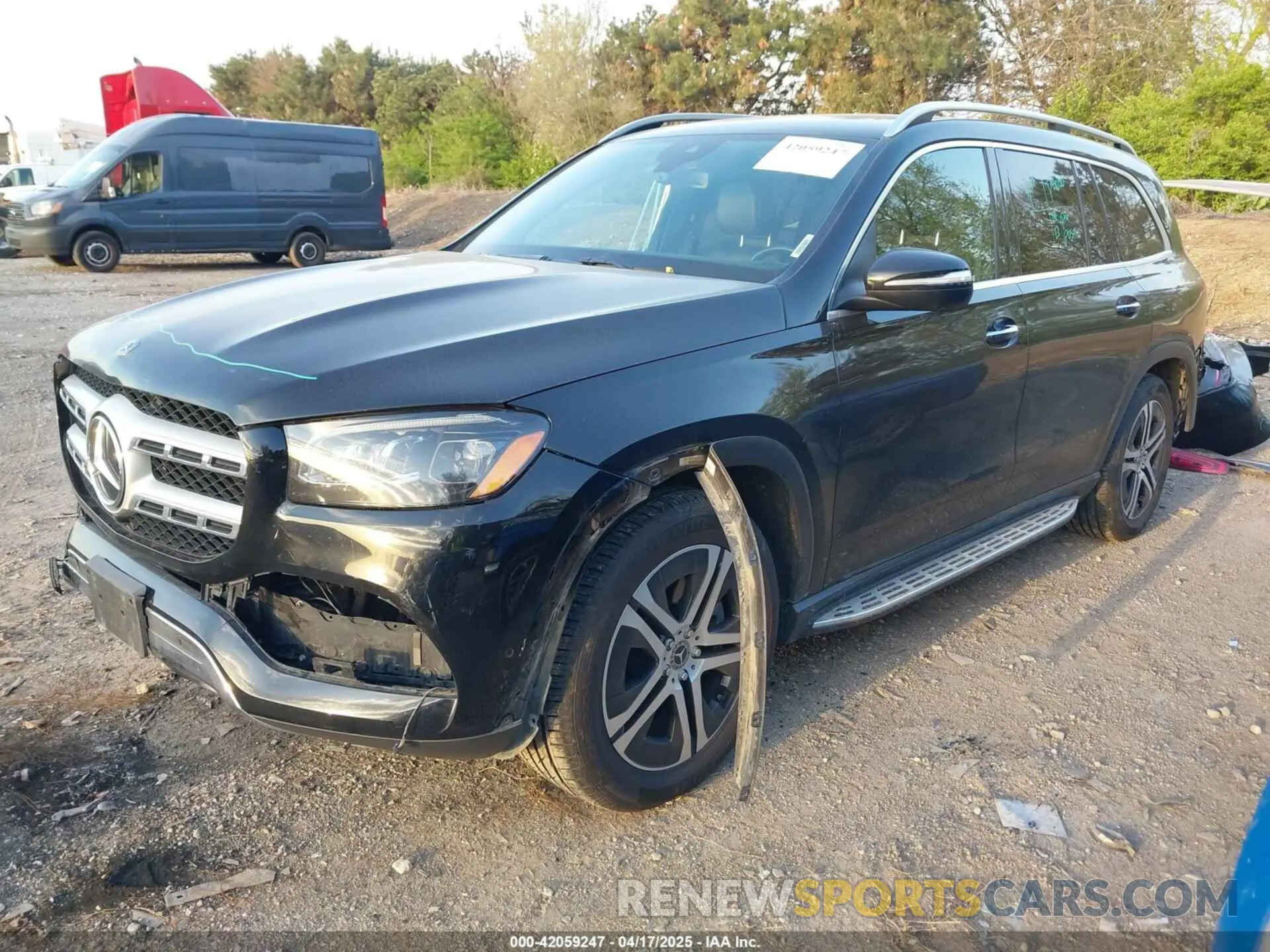 2 Photograph of a damaged car 4JGFF5KE8LA151533 MERCEDES-BENZ GLS 450 2020
