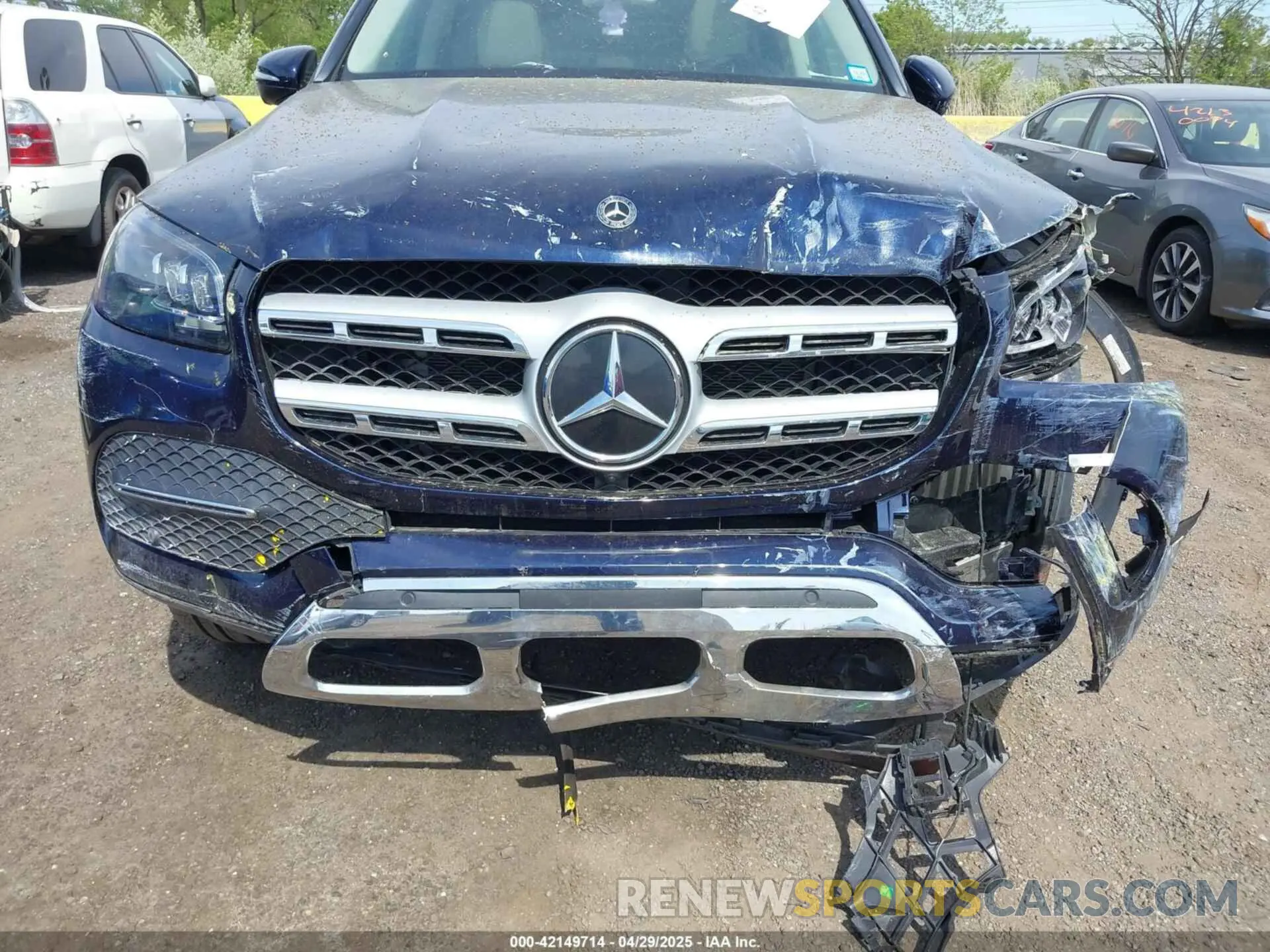 17 Photograph of a damaged car 4JGFF5KE9LA161262 MERCEDES-BENZ GLS 450 2020