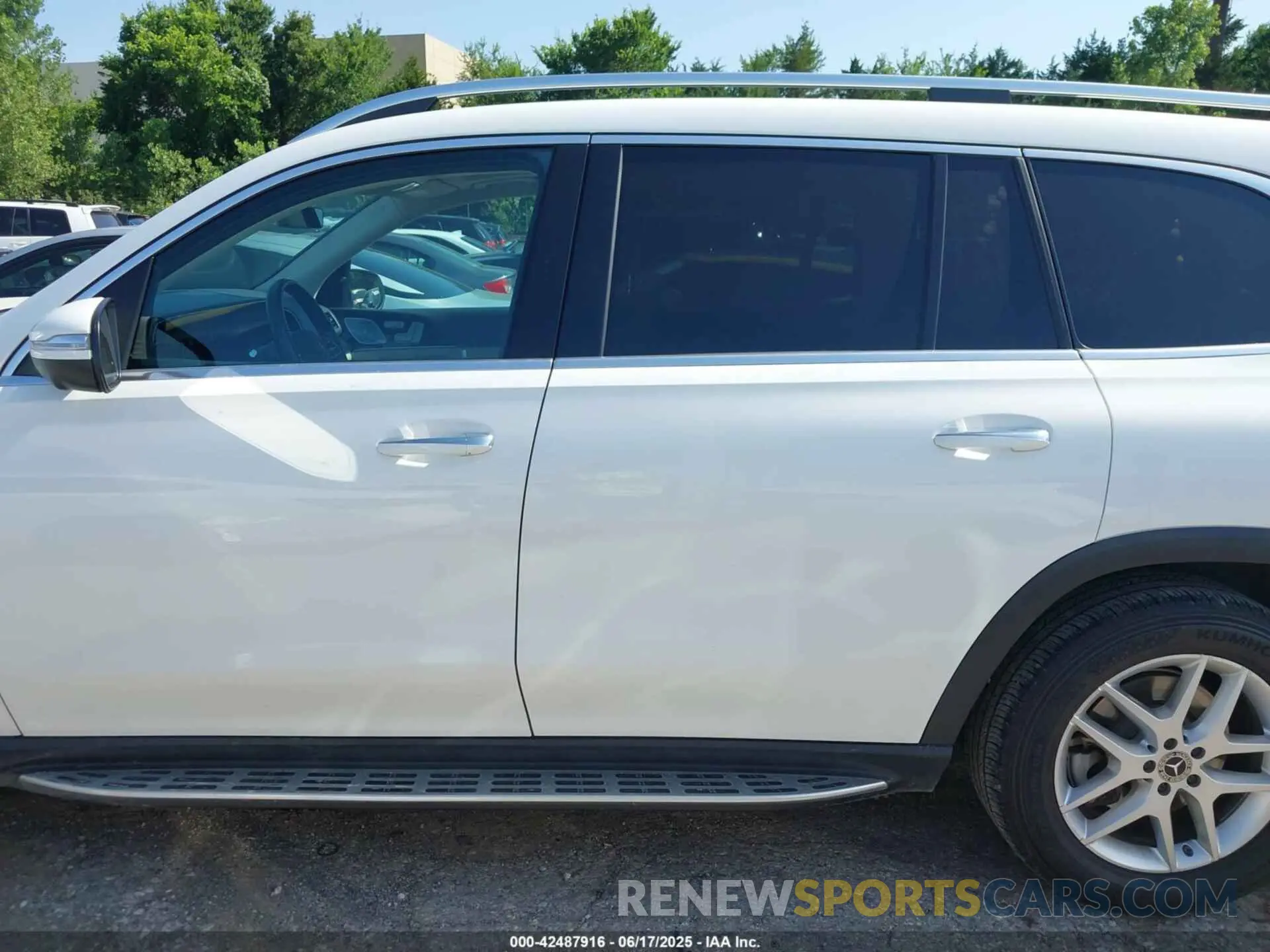 15 Photograph of a damaged car 4JGFF5KE9LA214090 MERCEDES-BENZ GLS 450 2020