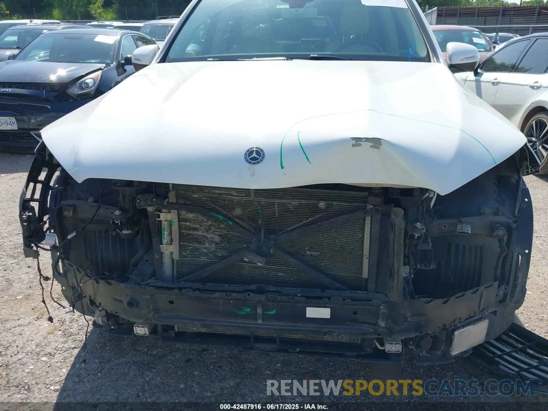 6 Photograph of a damaged car 4JGFF5KE9LA214090 MERCEDES-BENZ GLS 450 2020