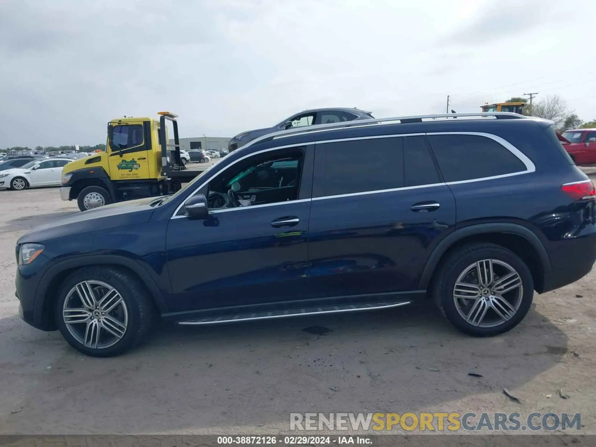 14 Photograph of a damaged car 4JGFF5KE5MA454397 MERCEDES-BENZ GLS 450 2021