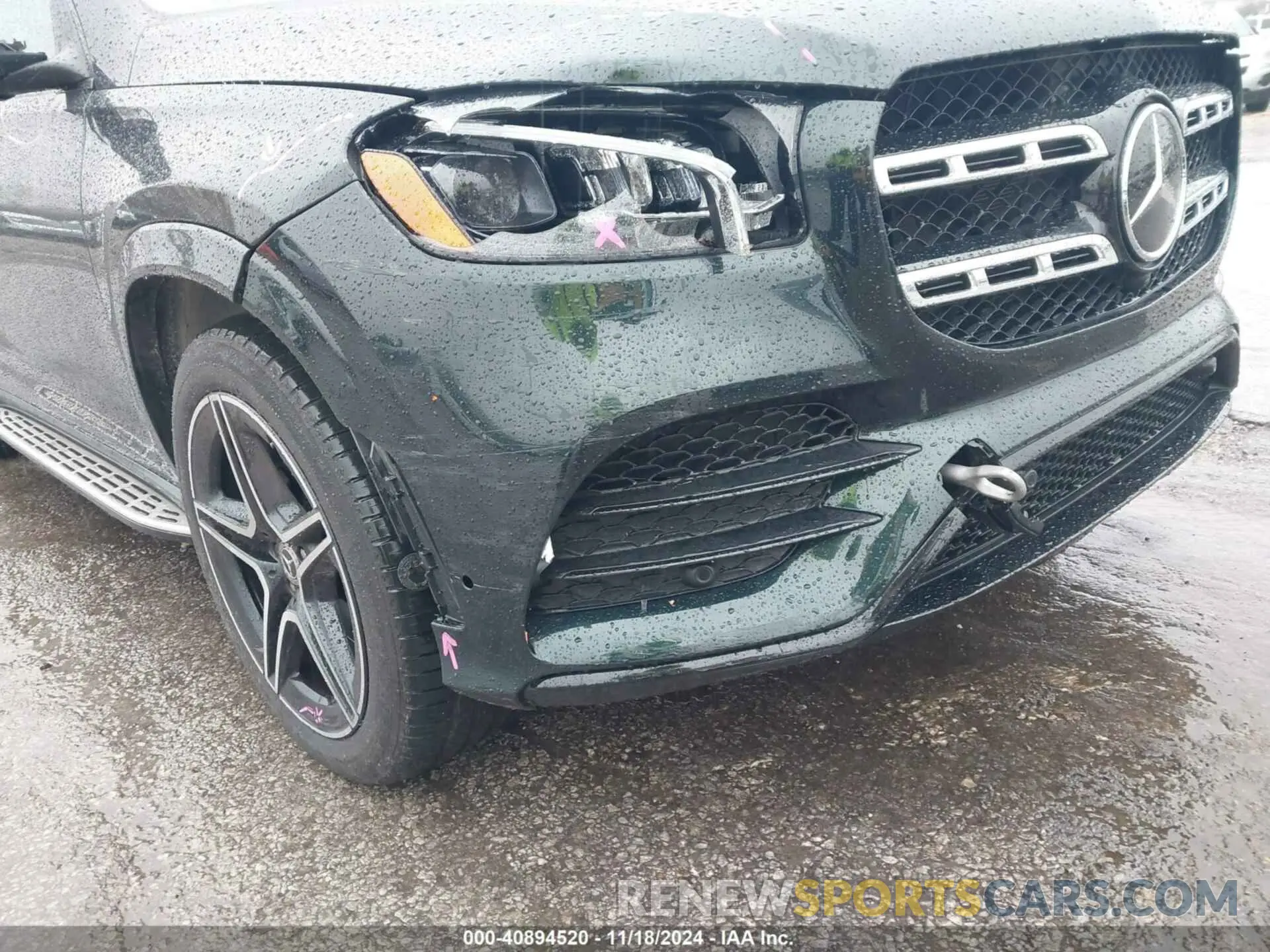 18 Photograph of a damaged car 4JGFF5KE4NA636478 MERCEDES-BENZ GLS 450 2022