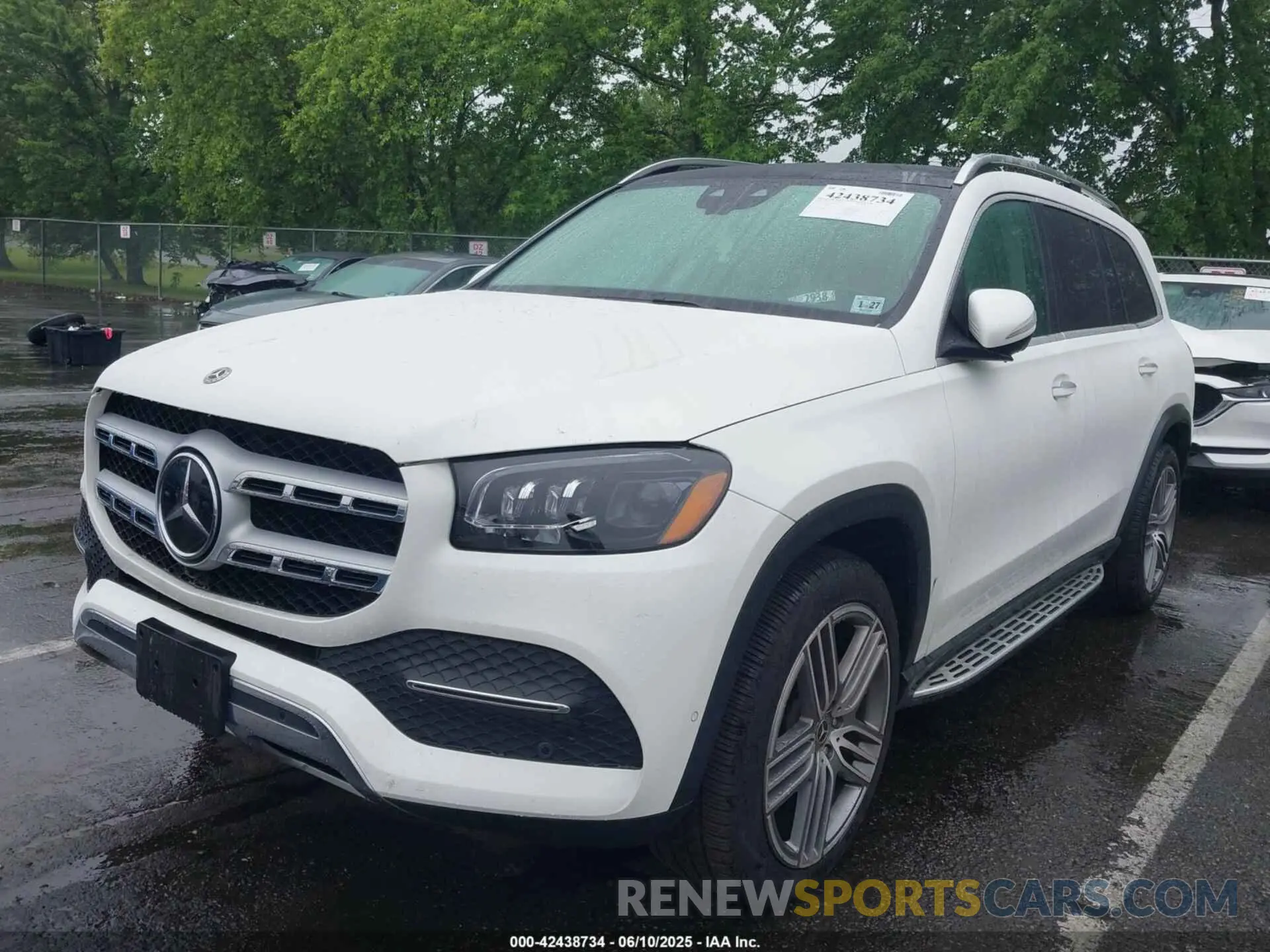 2 Photograph of a damaged car 4JGFF5KEXNA656170 MERCEDES-BENZ GLS 450 2022