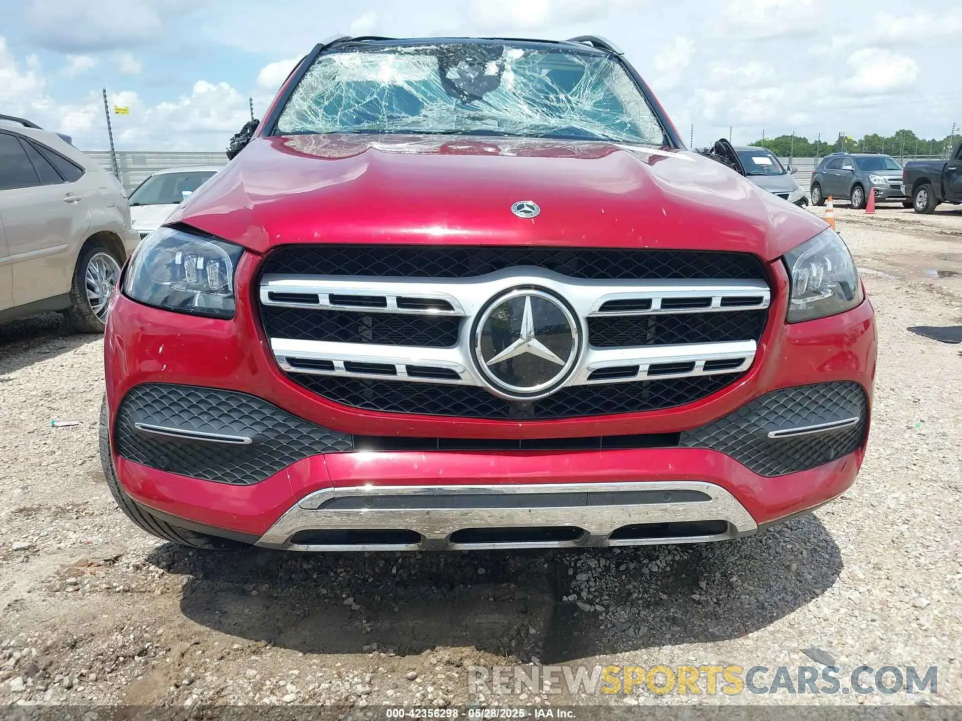 12 Photograph of a damaged car 4JGFF5KEXNA720790 MERCEDES-BENZ GLS 450 2022