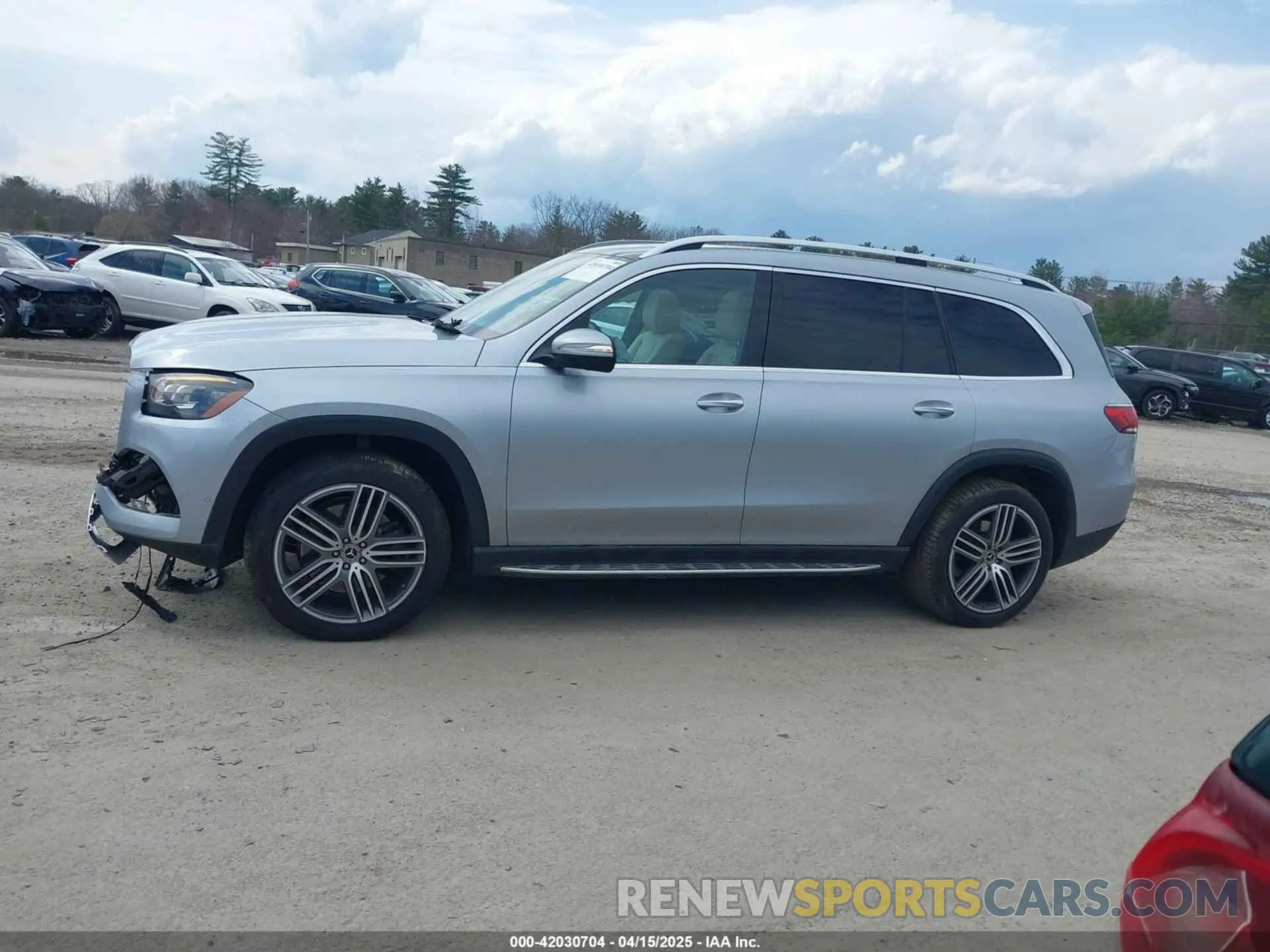 13 Photograph of a damaged car 4JGFF5KE0PA953645 MERCEDES-BENZ GLS 450 2023