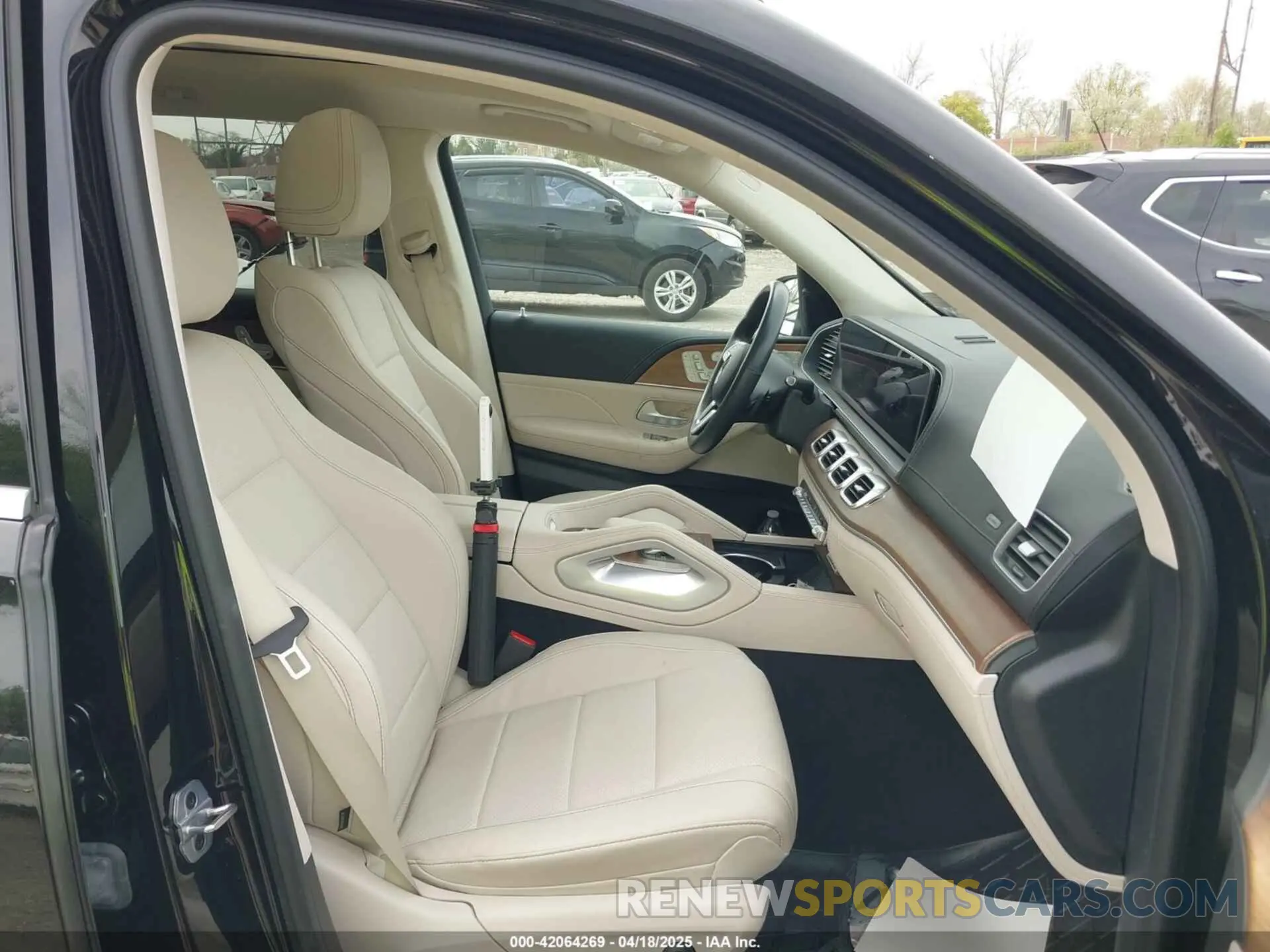 5 Photograph of a damaged car 4JGFF5KE1PA959633 MERCEDES-BENZ GLS 450 2023