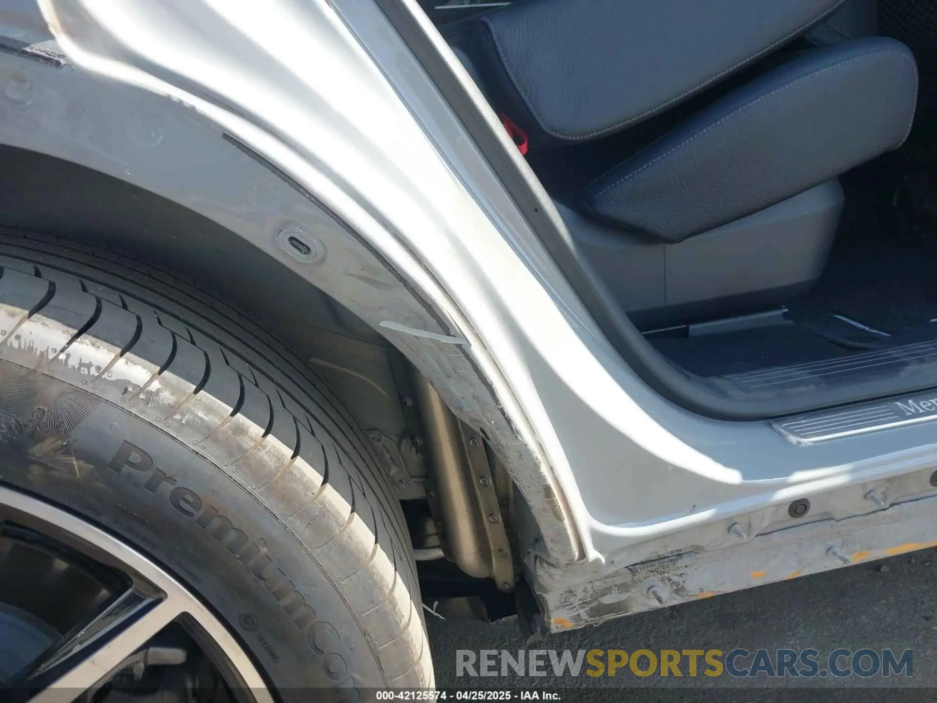 19 Фотография поврежденного автомобиля 4JGFF5KE3RB117003 MERCEDES-BENZ GLS 450 2024
