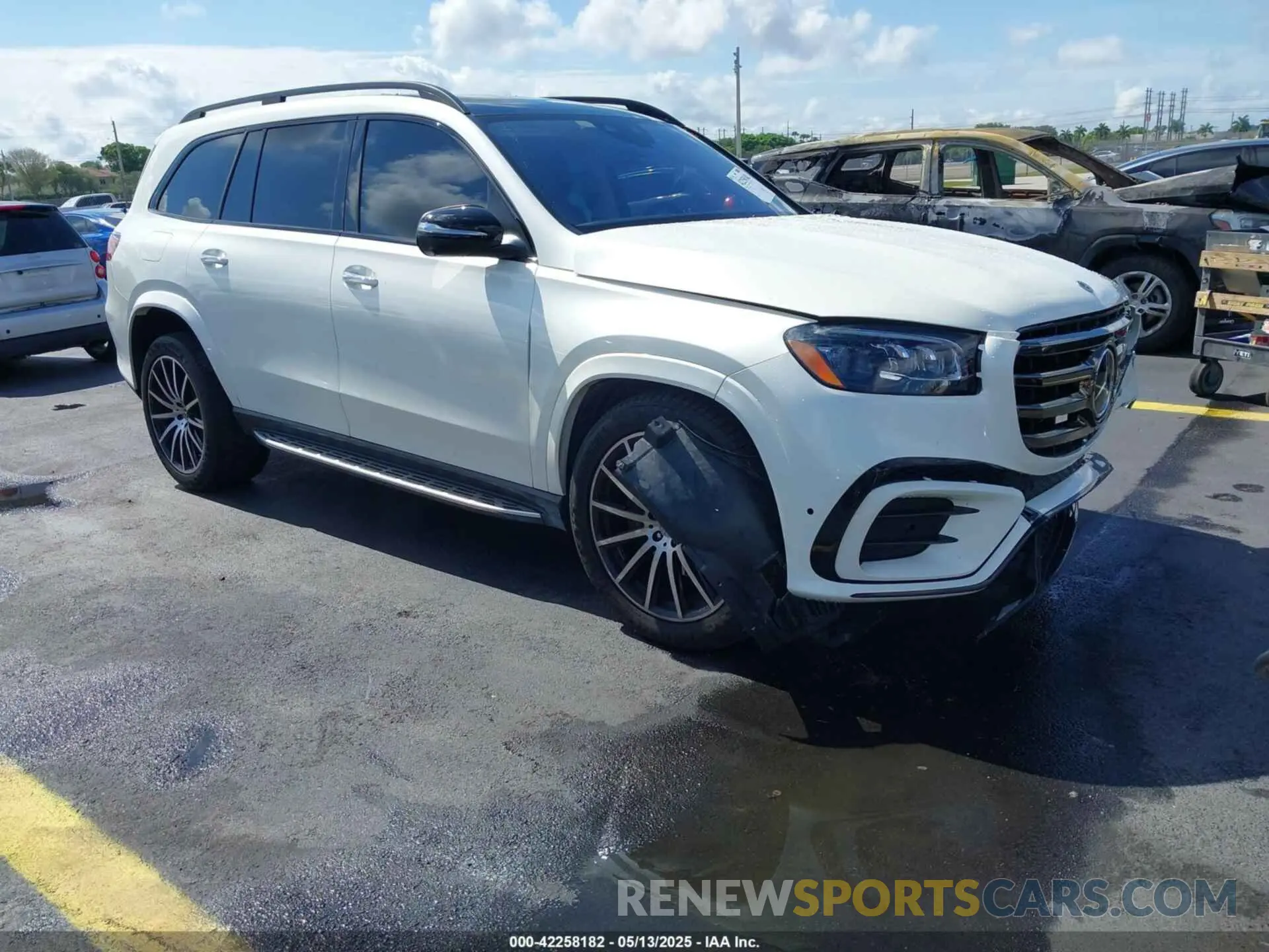 1 Photograph of a damaged car 4JGFF5KE9RB036748 MERCEDES-BENZ GLS 450 2024