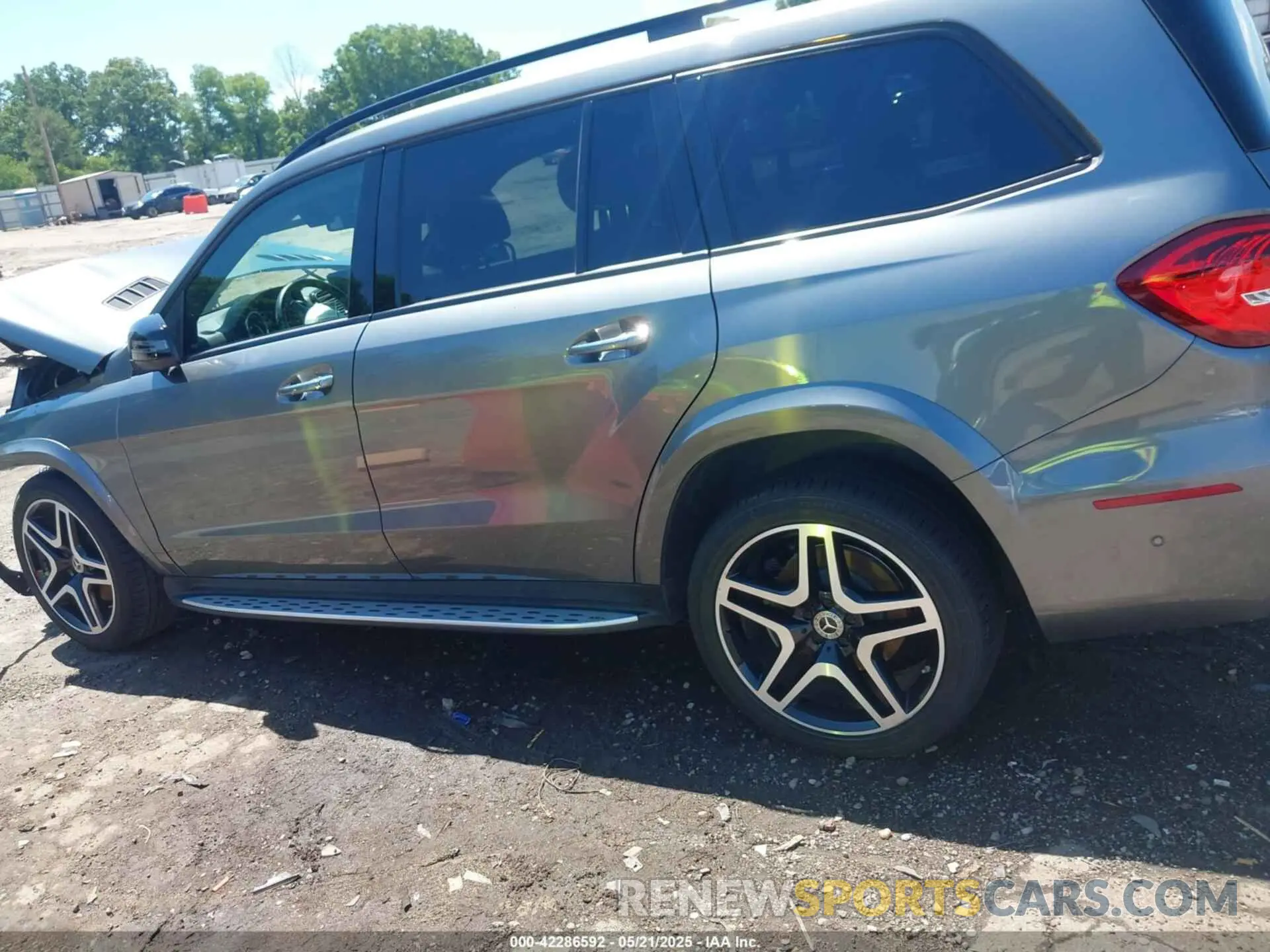 14 Фотография поврежденного автомобиля 4JGDF7DE4KB235003 MERCEDES-BENZ GLS 550 2019