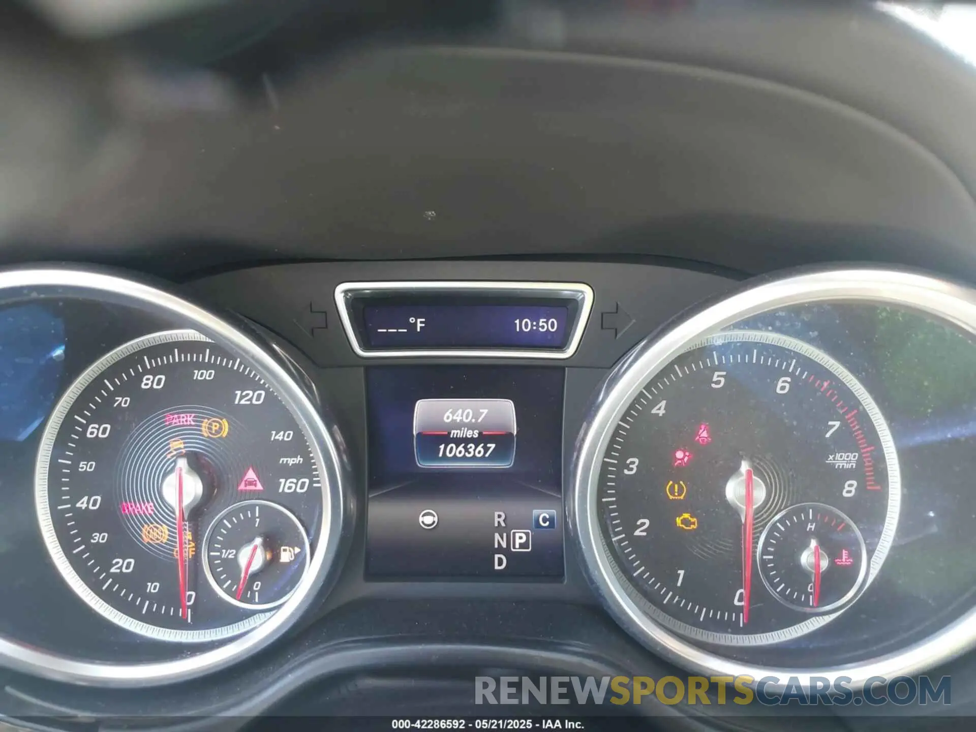 7 Фотография поврежденного автомобиля 4JGDF7DE4KB235003 MERCEDES-BENZ GLS 550 2019