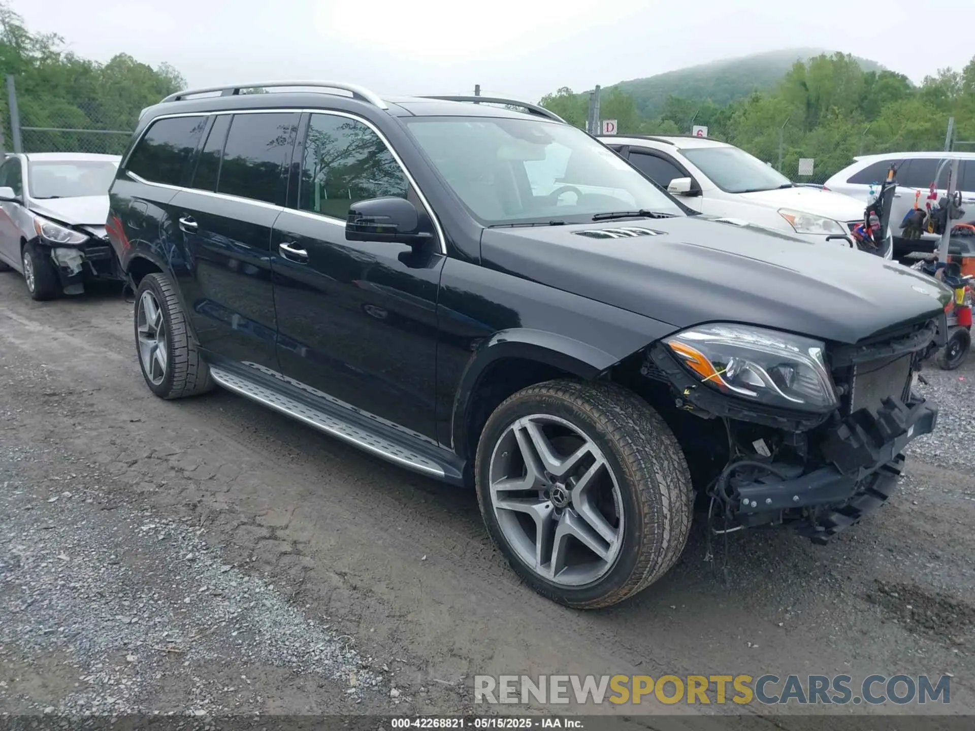 1 Фотография поврежденного автомобиля 4JGDF7DEXKB227987 MERCEDES-BENZ GLS 550 2019