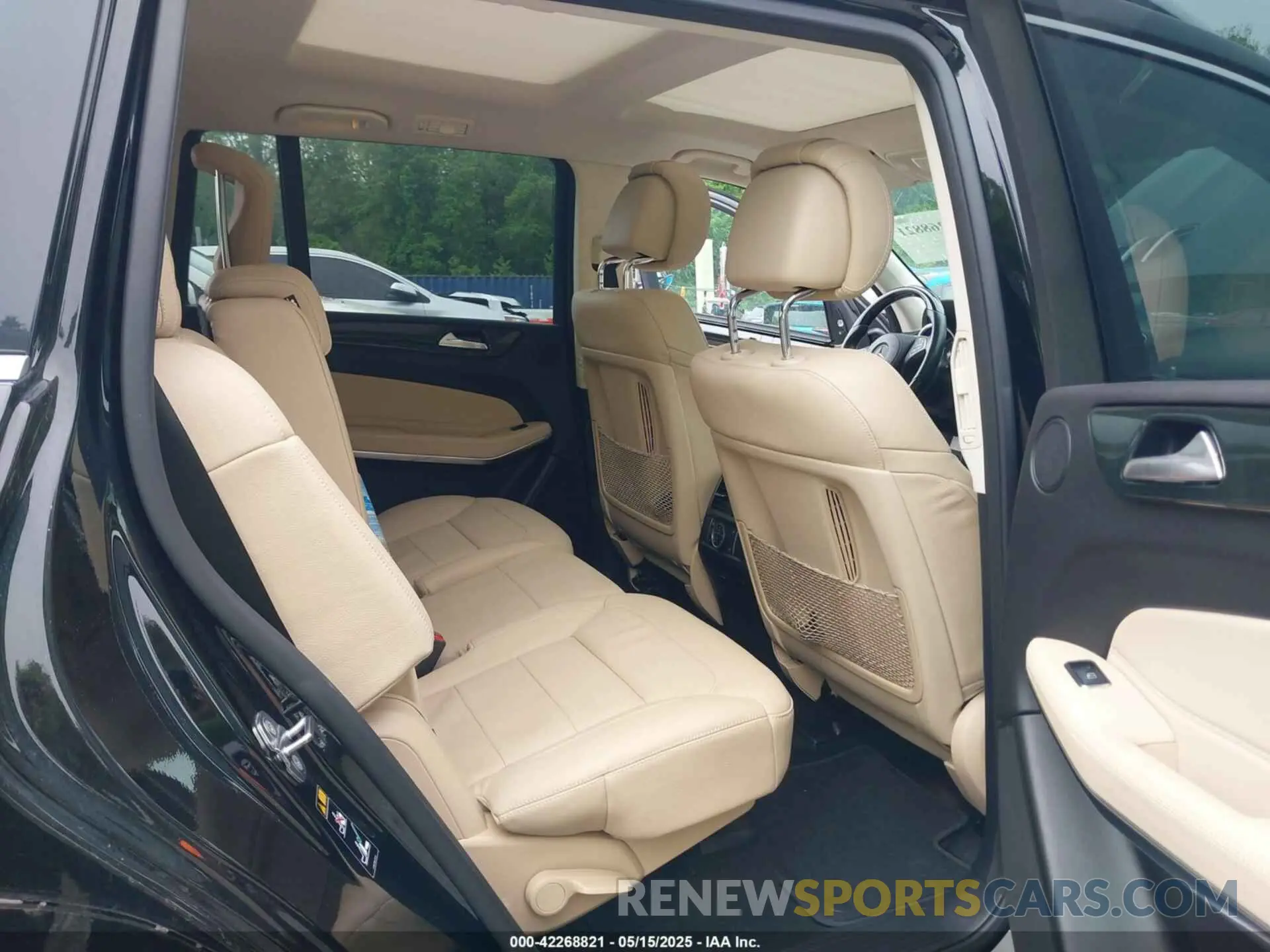 8 Фотография поврежденного автомобиля 4JGDF7DEXKB227987 MERCEDES-BENZ GLS 550 2019
