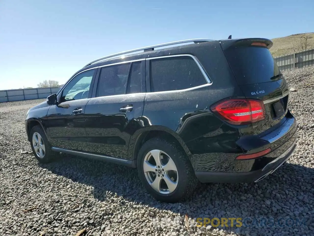 2 Photograph of a damaged car 4JGDF6EE1KB226400 MERCEDES-BENZ GLS-CLASS 2019