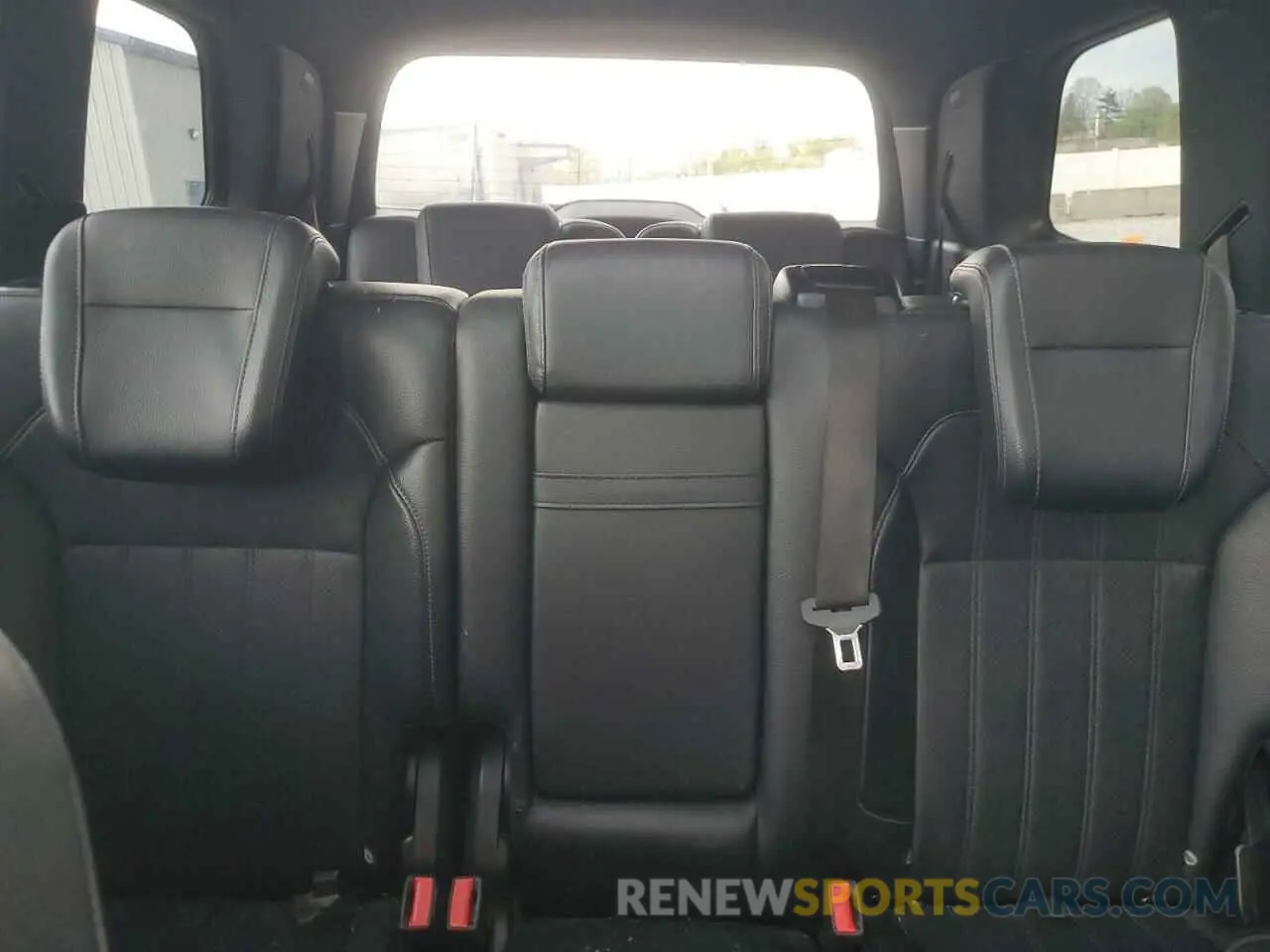 10 Photograph of a damaged car 4JGDF6EEXKB208817 MERCEDES-BENZ GLS-CLASS 2019
