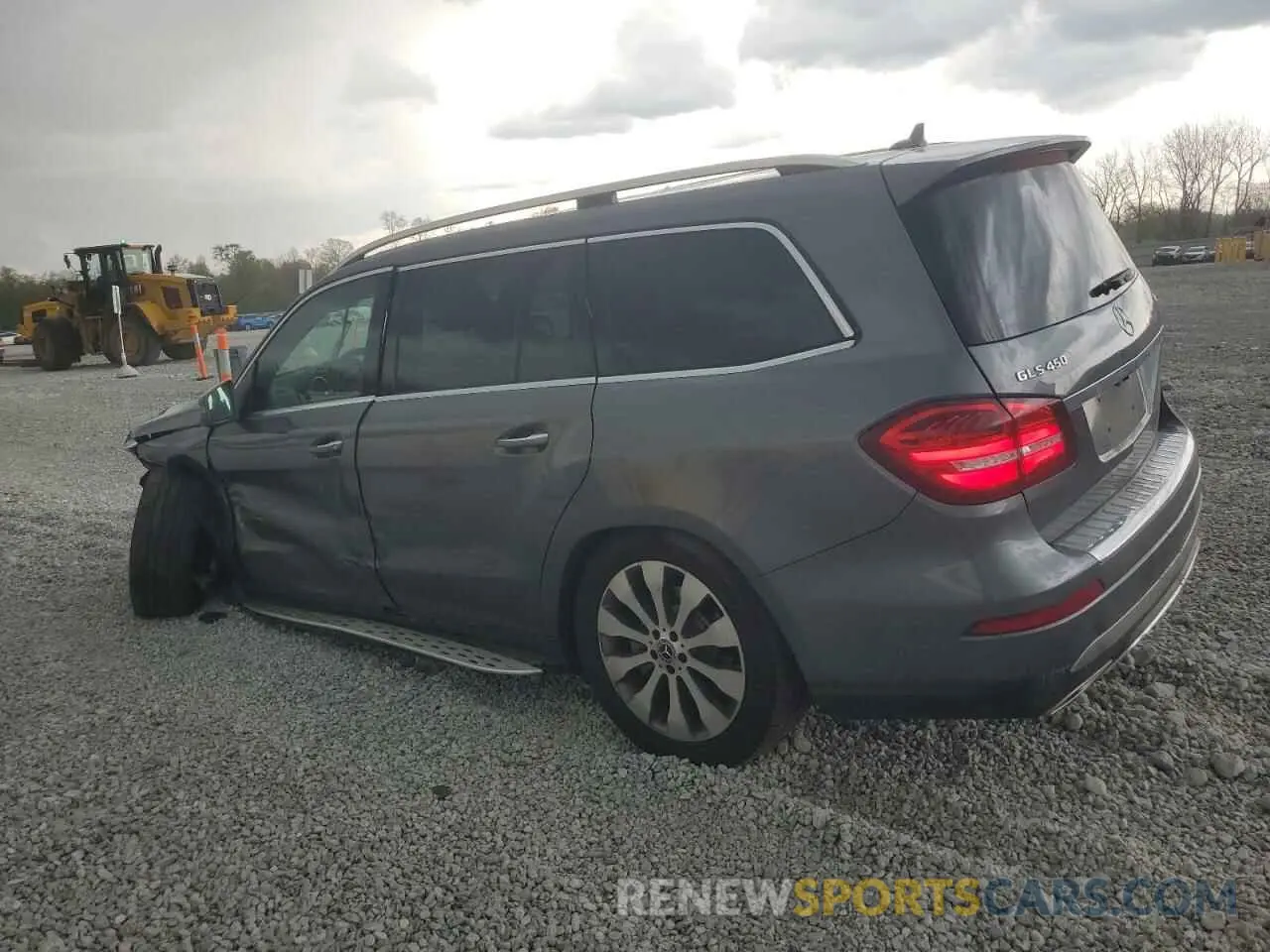 2 Photograph of a damaged car 4JGDF6EEXKB208817 MERCEDES-BENZ GLS-CLASS 2019