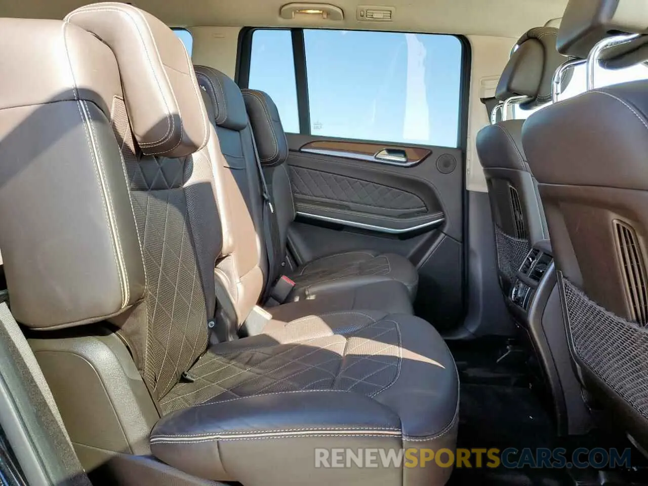 11 Фотография поврежденного автомобиля 4JGDF7DE1KB222435 MERCEDES-BENZ GLS-CLASS 2019