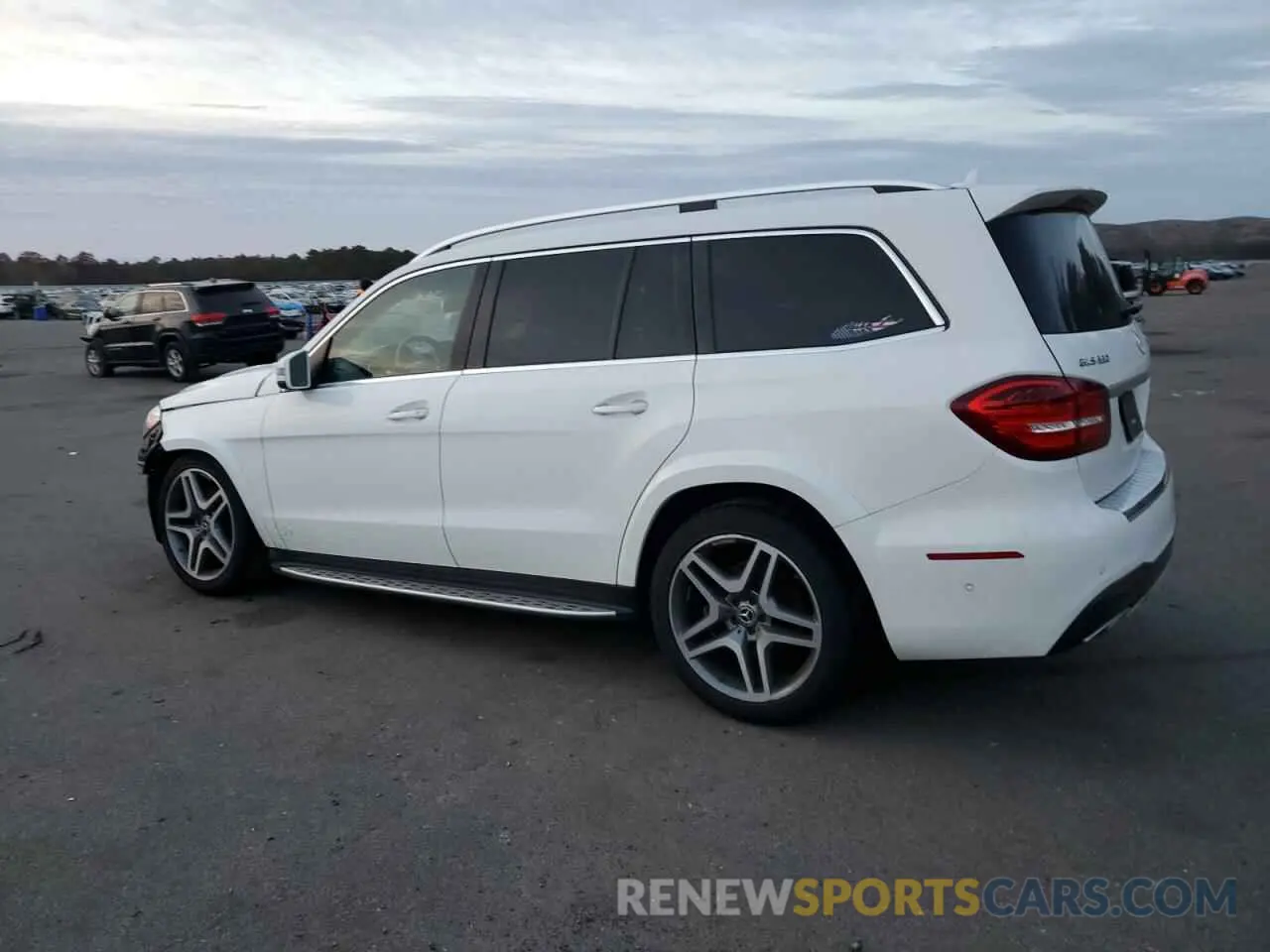 2 Photograph of a damaged car 4JGDF7DEXKB208680 MERCEDES-BENZ GLS-CLASS 2019