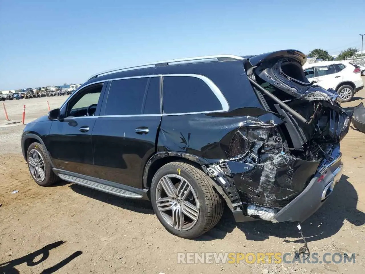 2 Photograph of a damaged car 4JGFF5KE9MA450207 MERCEDES-BENZ GLS-CLASS 2021