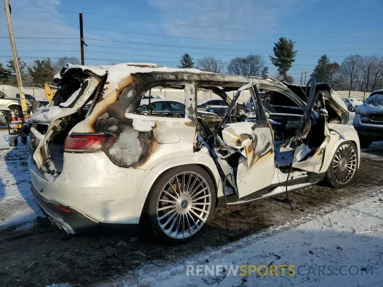 3 Photograph of a damaged car 4JGFF8KE7MA559976 MERCEDES-BENZ GLS-CLASS 2021