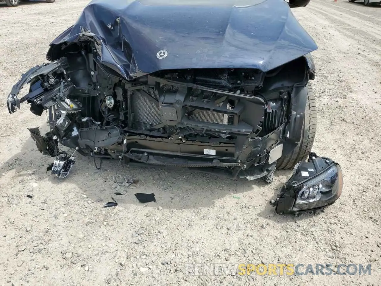 9 Photograph of a damaged car 4JGFF5KE5NA777950 MERCEDES-BENZ GLS-CLASS 2022