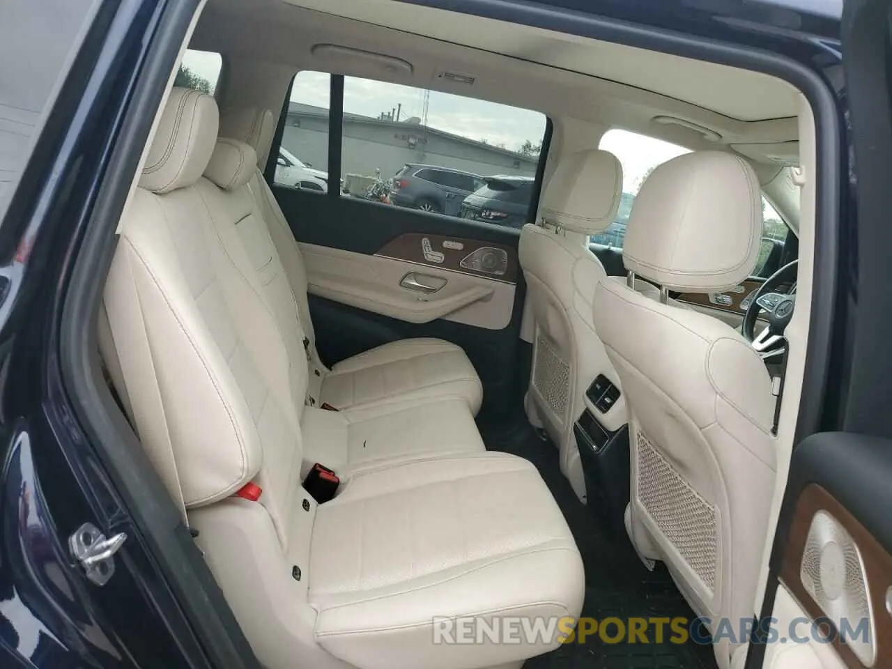 11 Photograph of a damaged car 4JGFF5KEXNA664205 MERCEDES-BENZ GLS-CLASS 2022