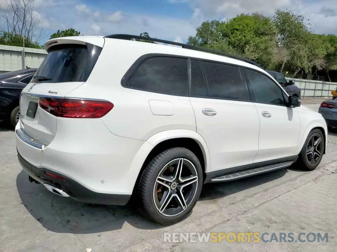 3 Фотография поврежденного автомобиля 4JGFF5KE5RB075952 MERCEDES-BENZ GLS-CLASS 2024