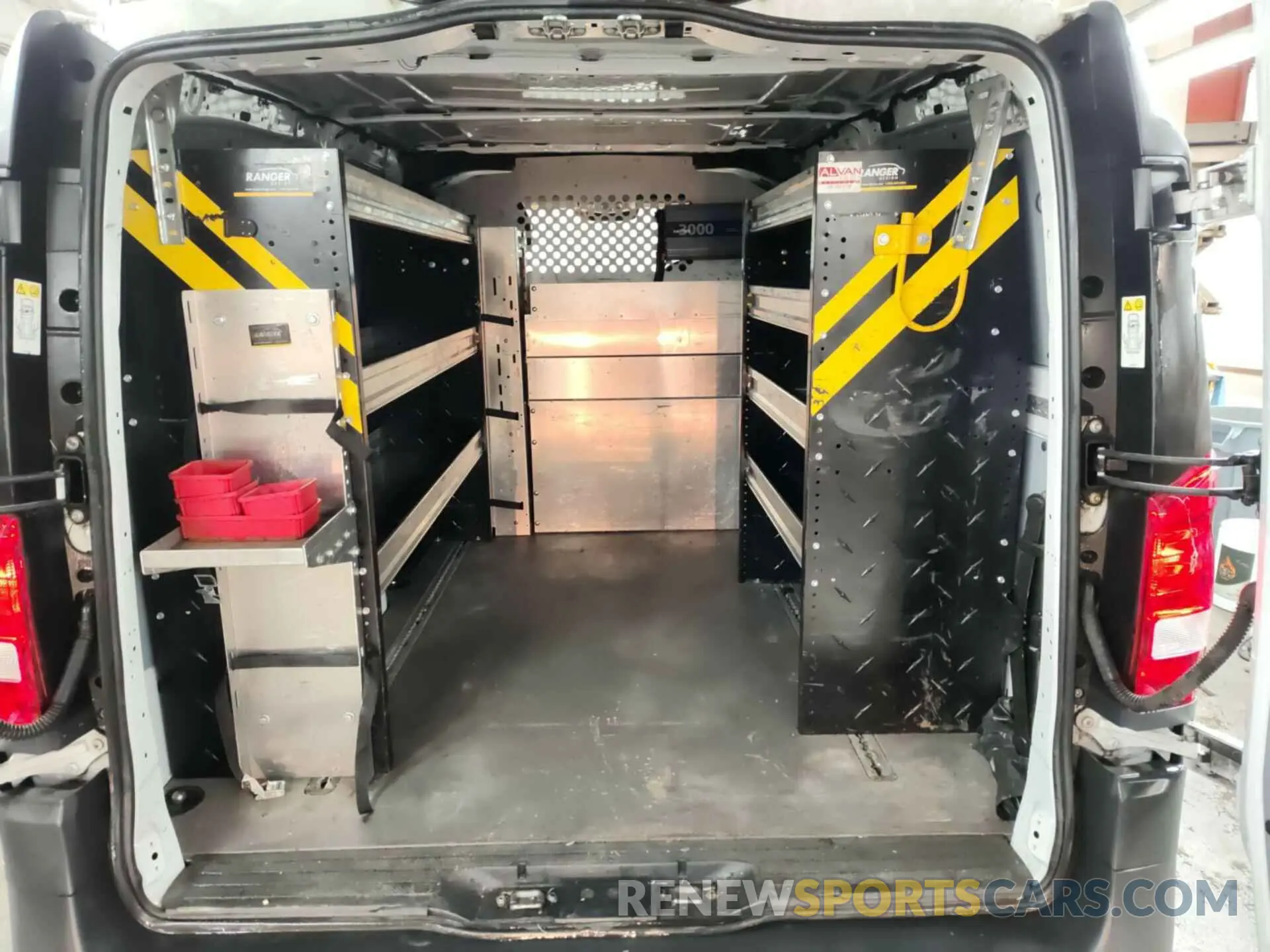 16 Photograph of a damaged car WD3PG2EA4K3553124 MERCEDES-BENZ METRIS 2019