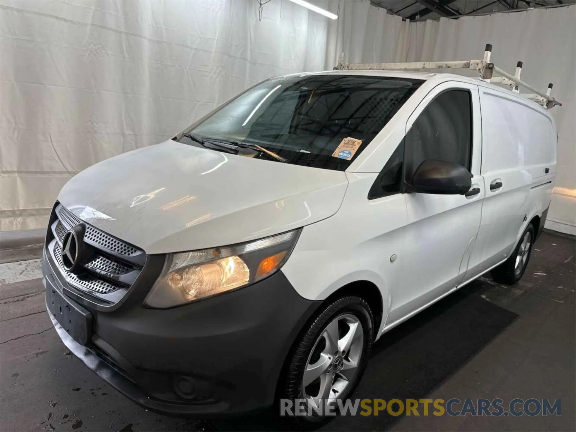 30 Photograph of a damaged car WD3PG2EA4K3553124 MERCEDES-BENZ METRIS 2019
