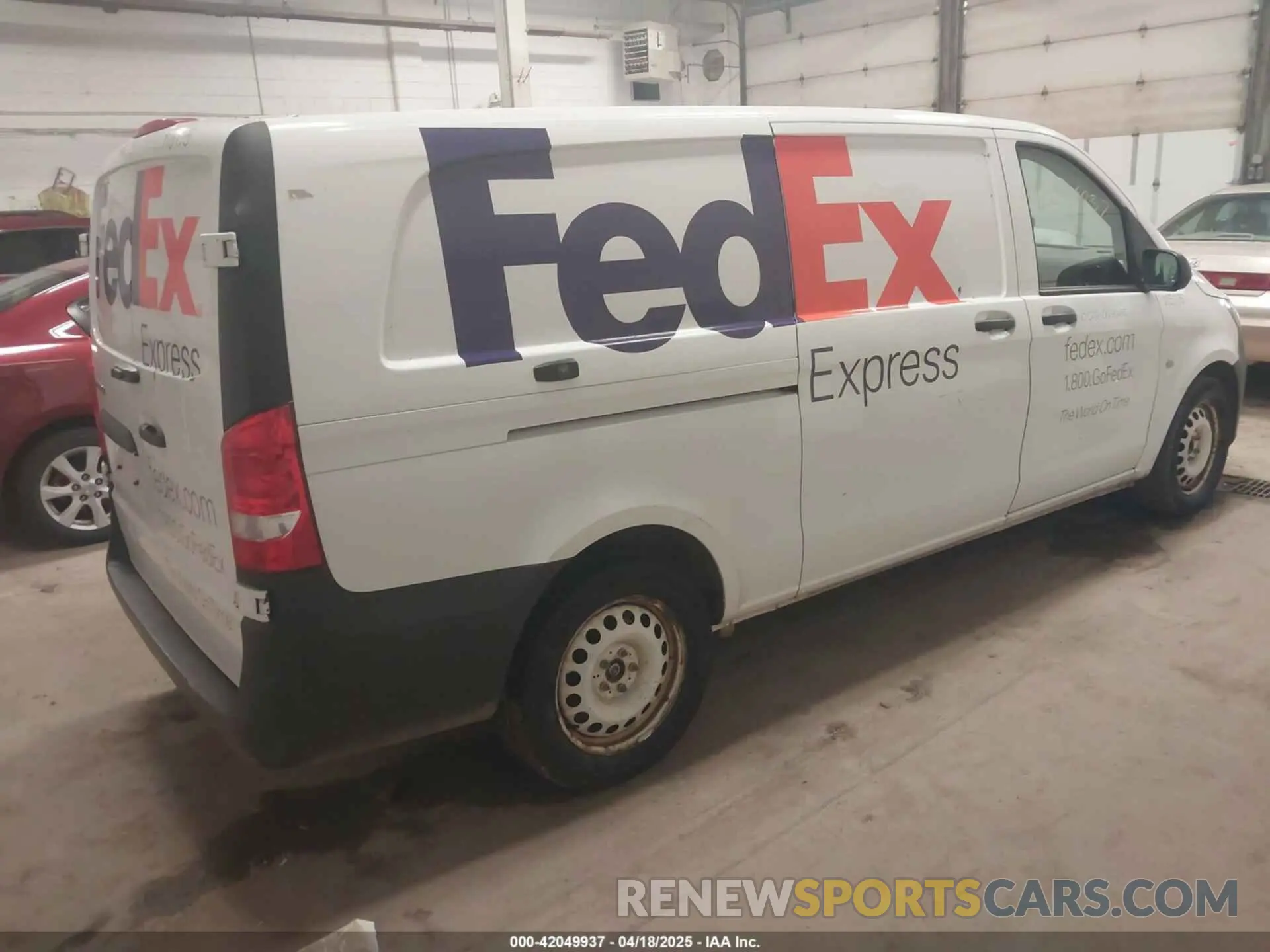 4 Photograph of a damaged car WD3PG3EA7K3532483 MERCEDES-BENZ METRIS 2019