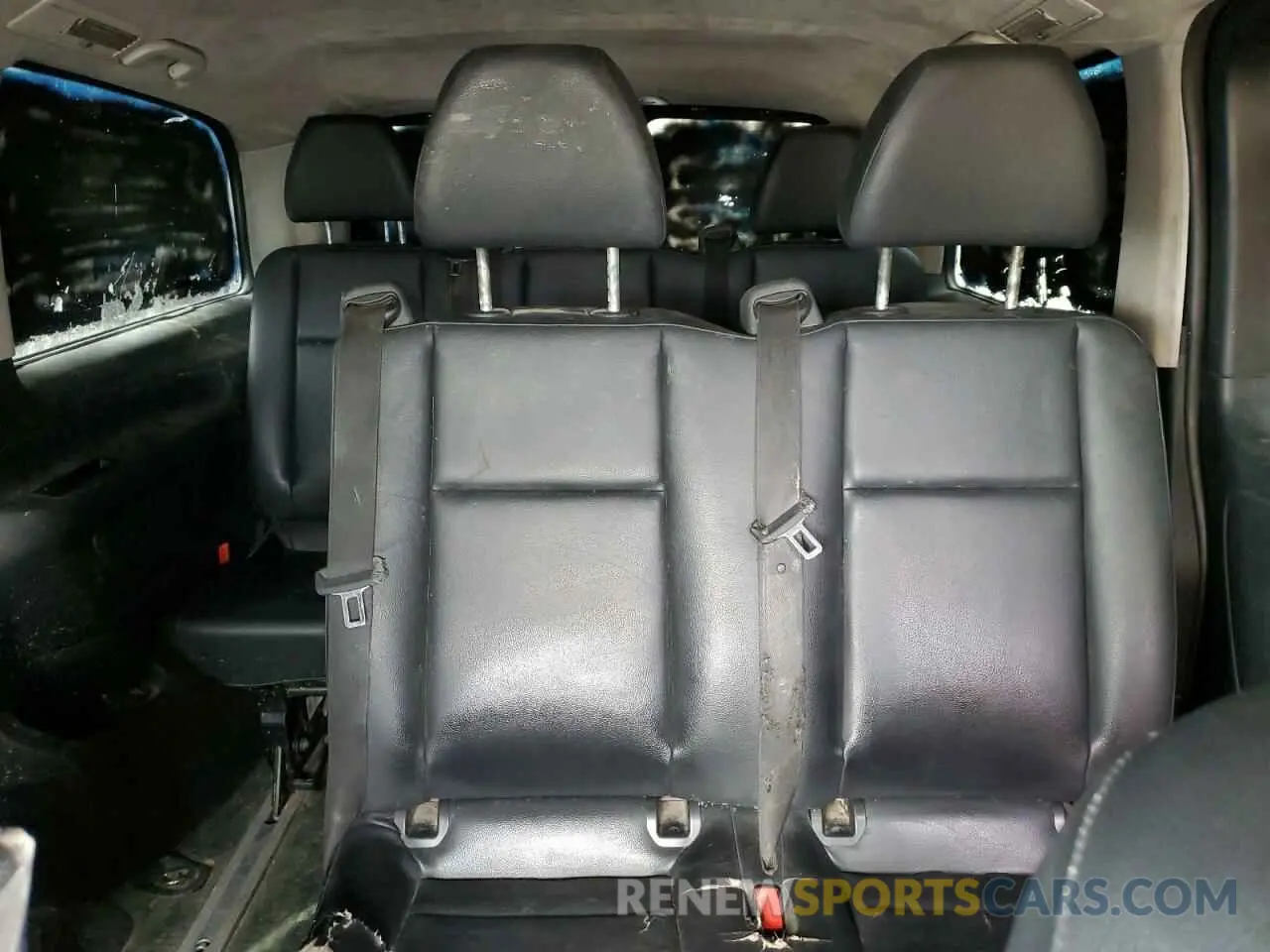 10 Photograph of a damaged car WD4PG2EE2K3517396 MERCEDES-BENZ METRIS 2019