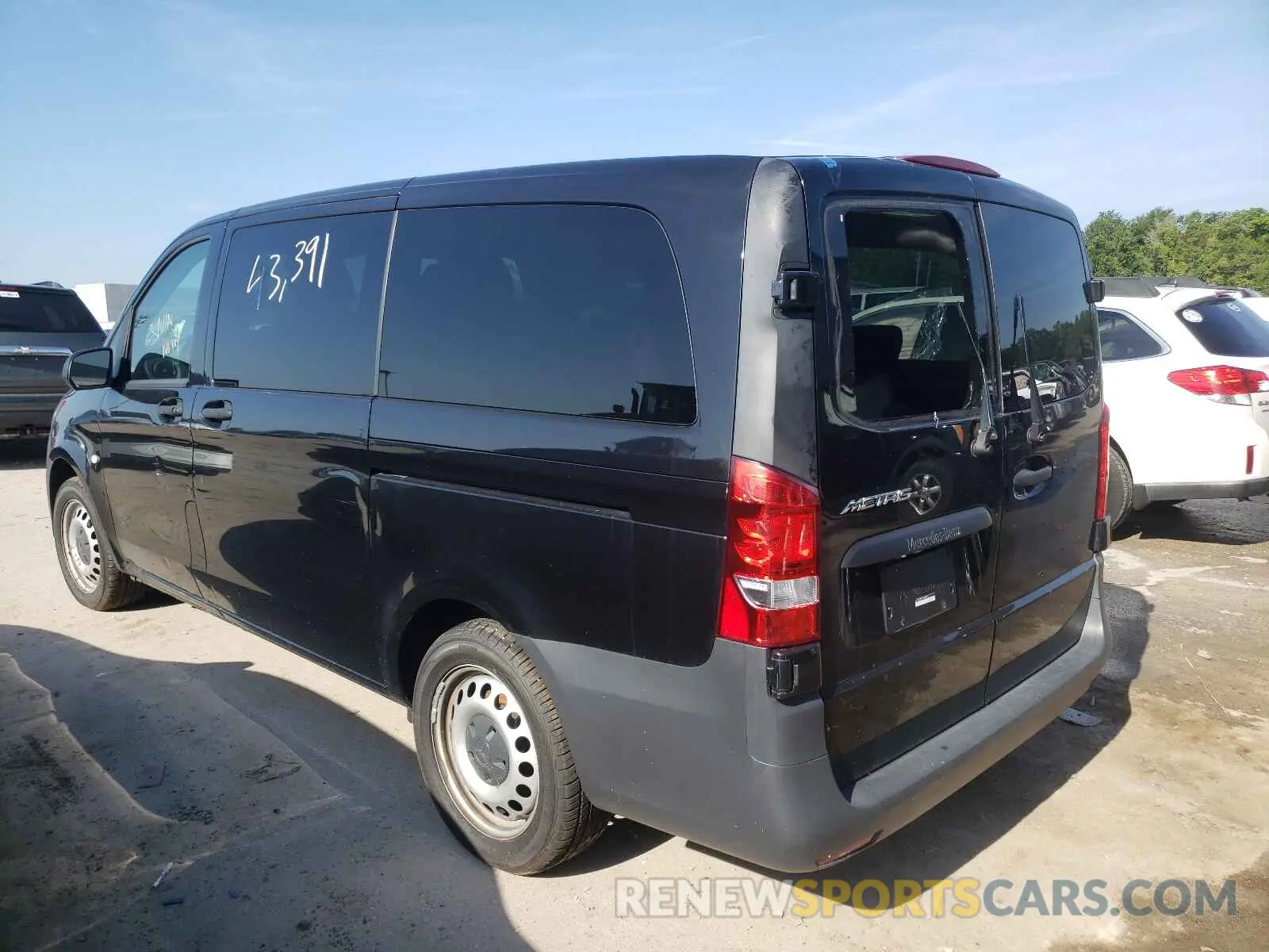 3 Photograph of a damaged car WD4PG2EE7K3518771 MERCEDES-BENZ METRIS 2019