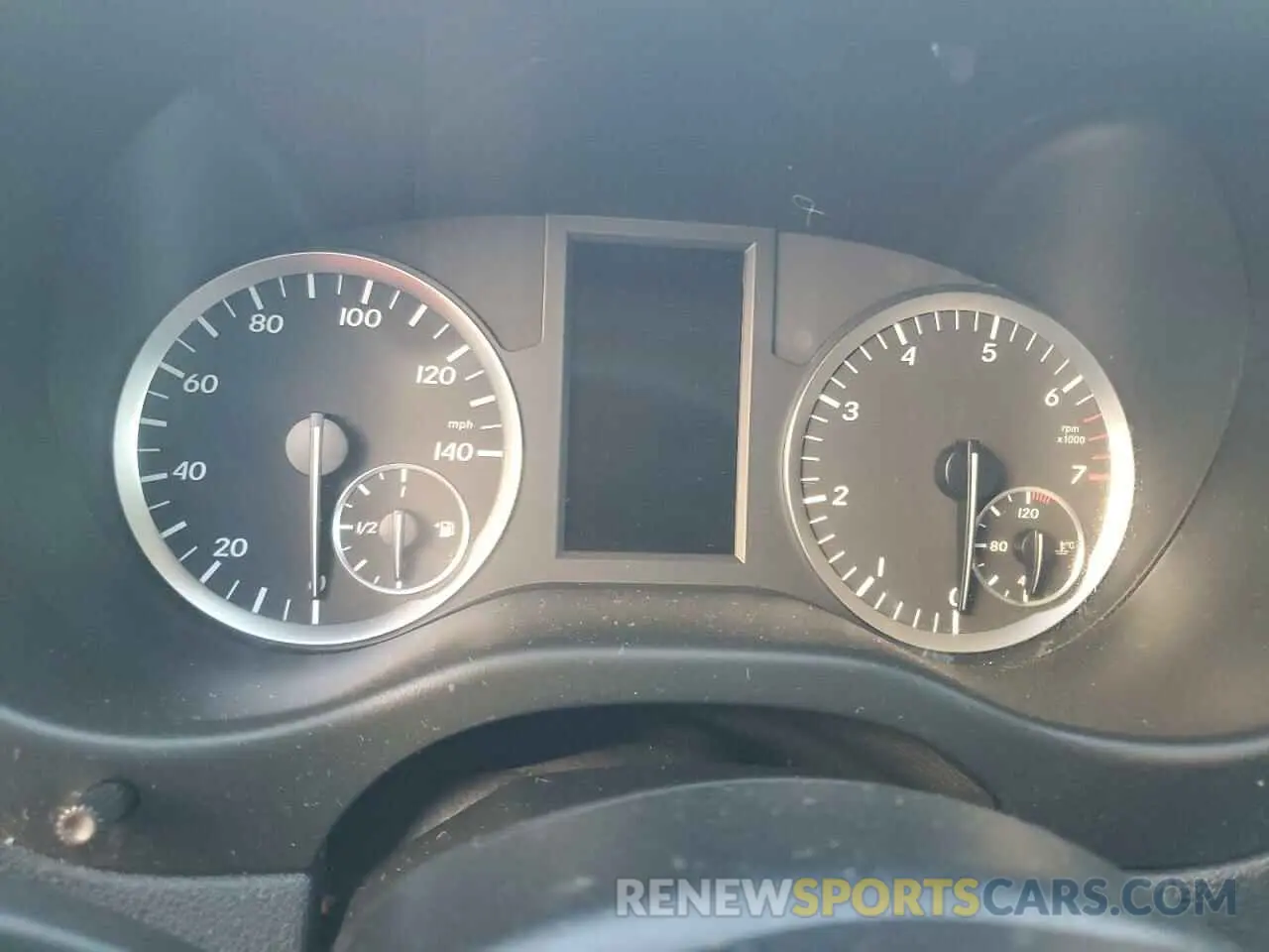 9 Photograph of a damaged car WD4PG2EE8K3545252 MERCEDES-BENZ METRIS 2019