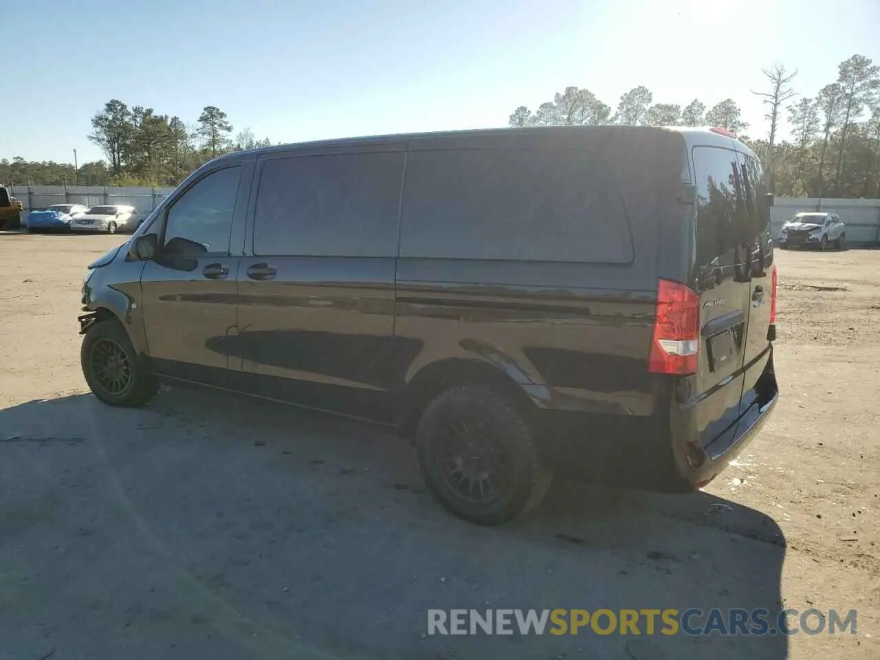 2 Photograph of a damaged car W1WV0FEY0L3707677 MERCEDES-BENZ METRIS 2020
