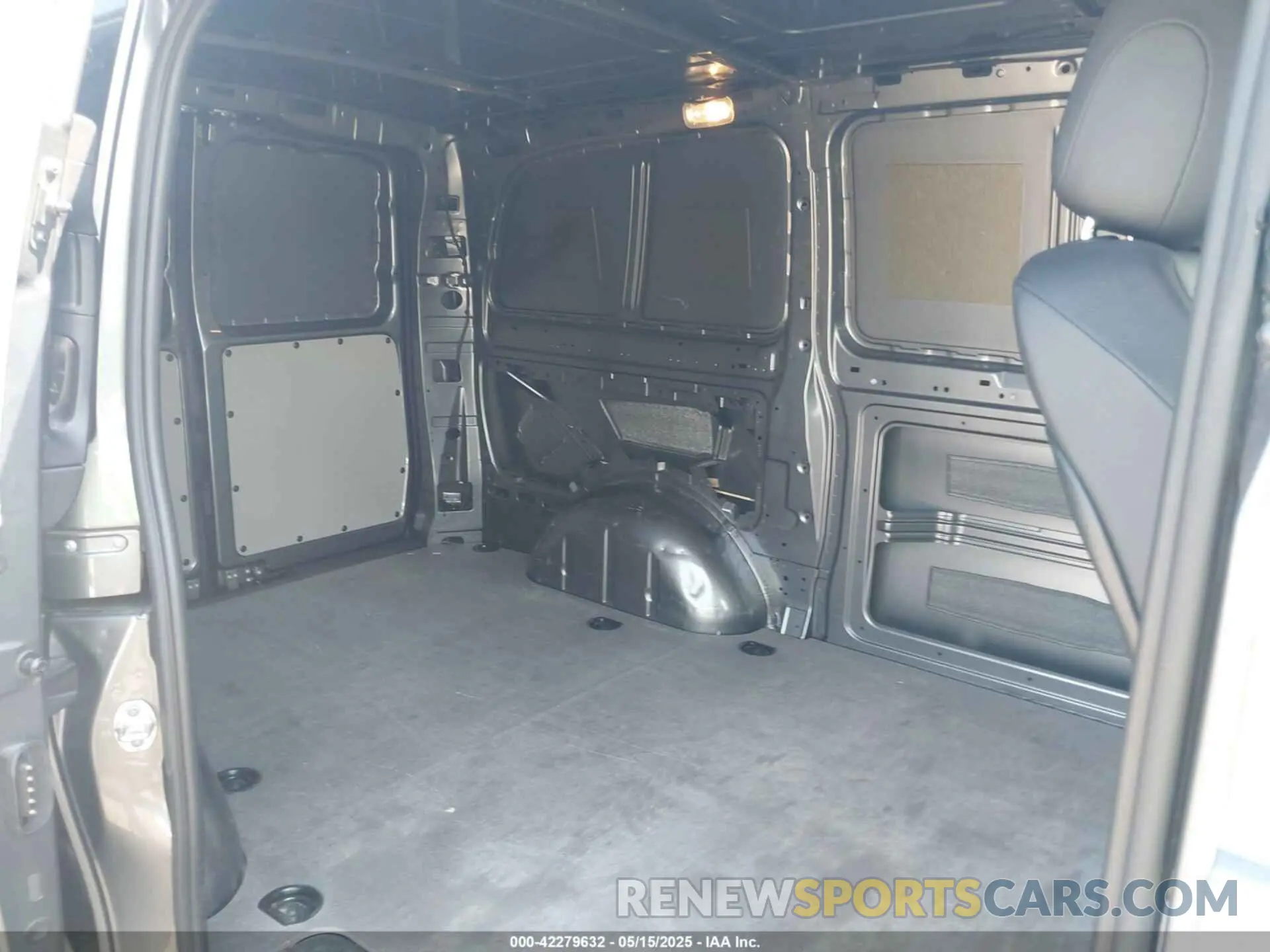 8 Фотография поврежденного автомобиля WD3PG2EA2L3669570 MERCEDES-BENZ METRIS 2020