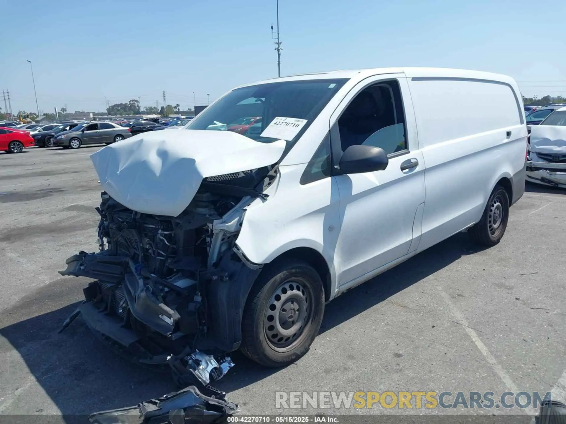 2 Photograph of a damaged car WD3PG2EA3L3651675 MERCEDES-BENZ METRIS 2020