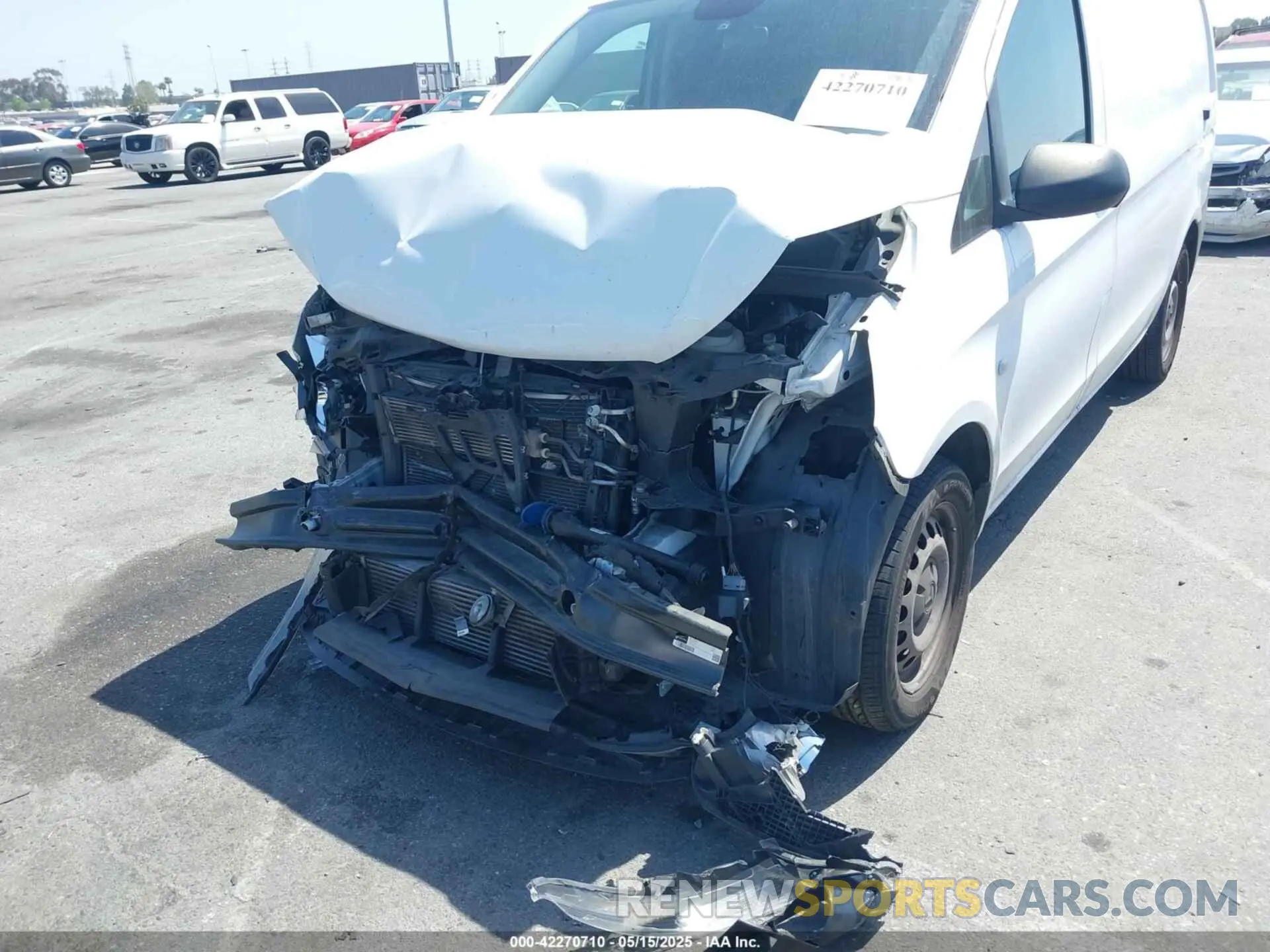 6 Photograph of a damaged car WD3PG2EA3L3651675 MERCEDES-BENZ METRIS 2020