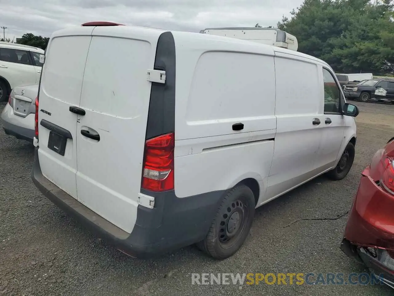 3 Photograph of a damaged car WD3PG2EAXL3640351 MERCEDES-BENZ METRIS 2020
