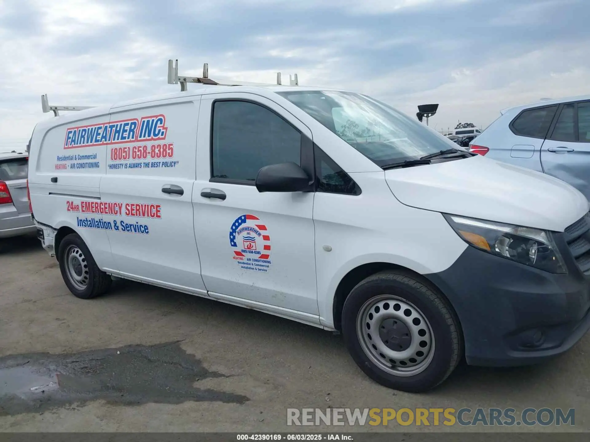 14 Photograph of a damaged car WD3PG3EA6L3645875 MERCEDES-BENZ METRIS 2020
