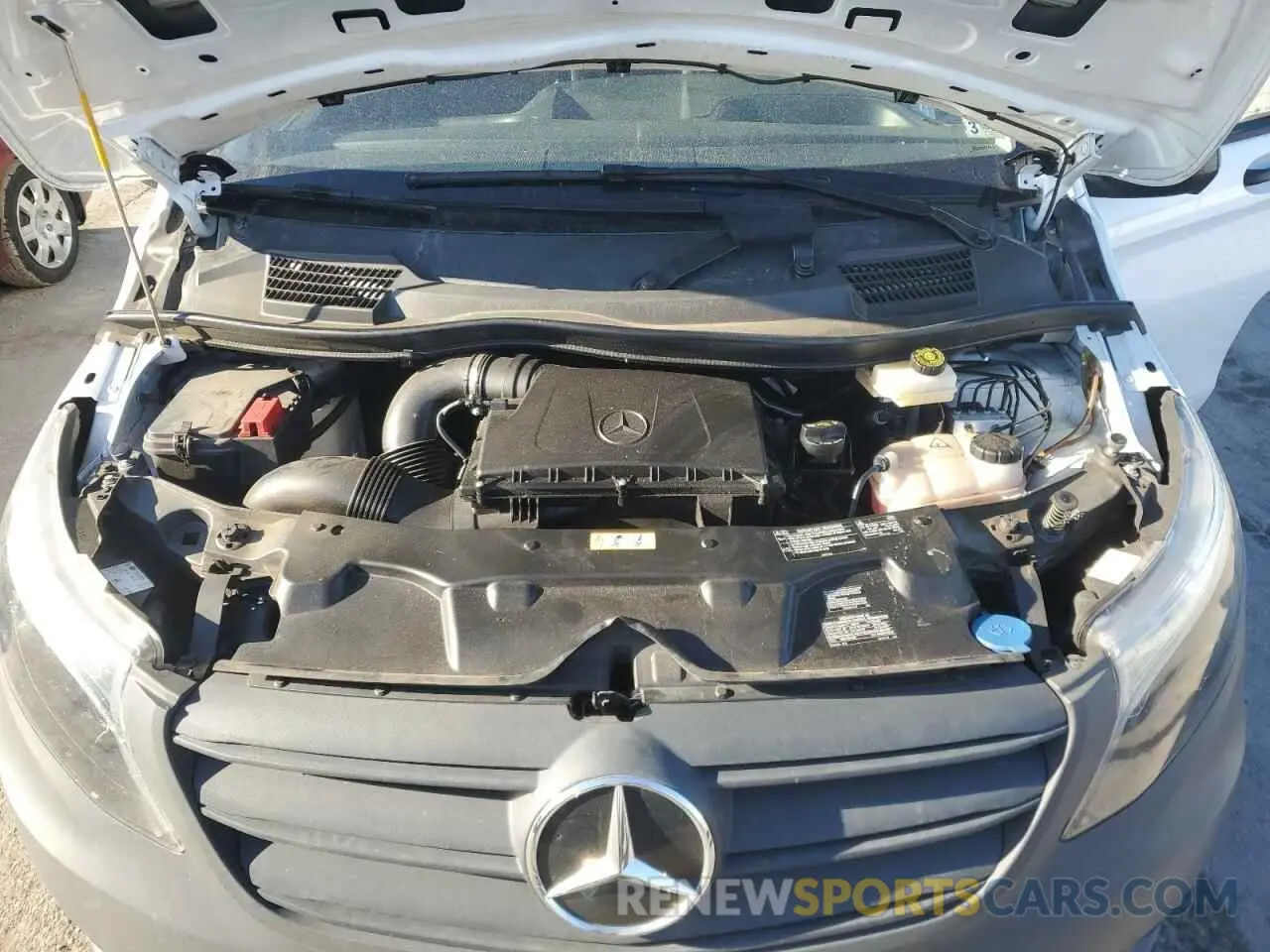 12 Photograph of a damaged car W1YV0BEY4N4163973 MERCEDES-BENZ METRIS 2022