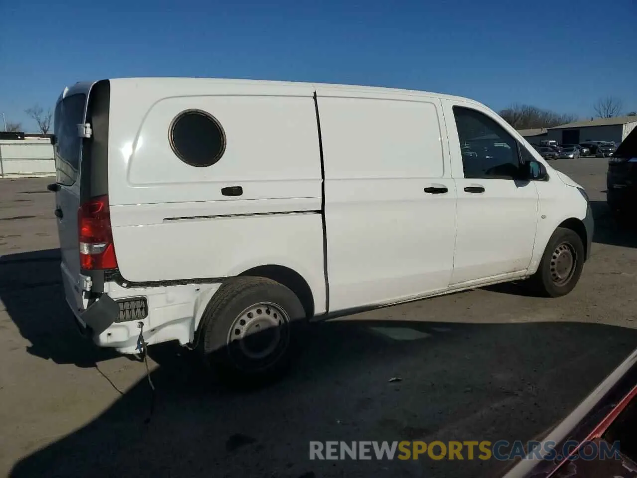 3 Photograph of a damaged car W1YV0BEY4N4163973 MERCEDES-BENZ METRIS 2022
