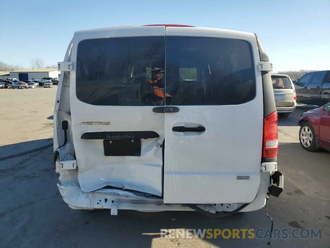 6 Photograph of a damaged car W1YV0BEY4N4163973 MERCEDES-BENZ METRIS 2022