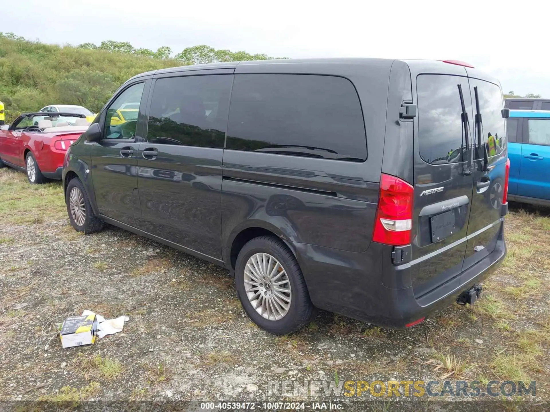3 Photograph of a damaged car W1WV0FEY2P4350583 MERCEDES-BENZ METRIS 2023