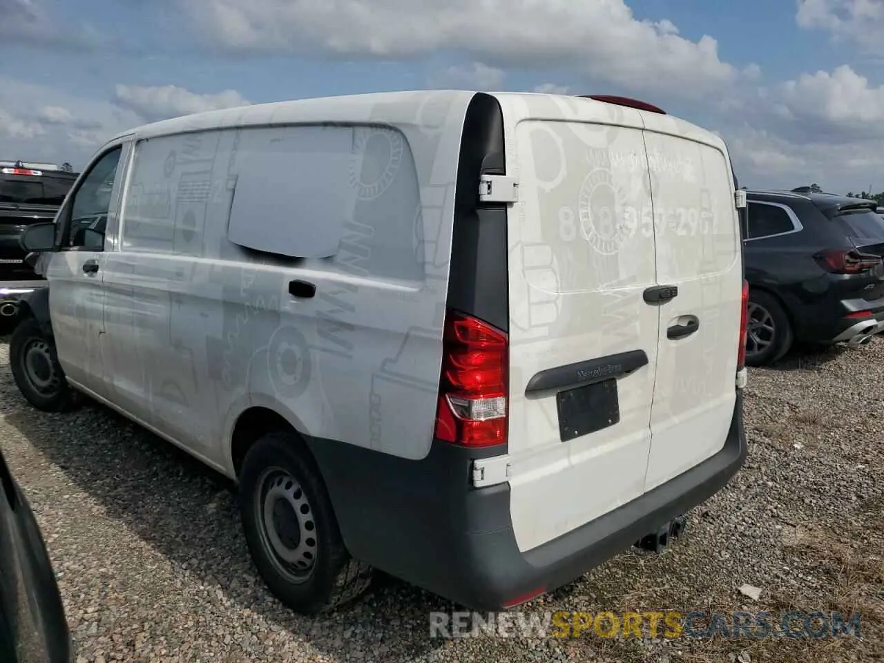 2 Photograph of a damaged car W1YV0BEY3P4275604 MERCEDES-BENZ METRIS 2023