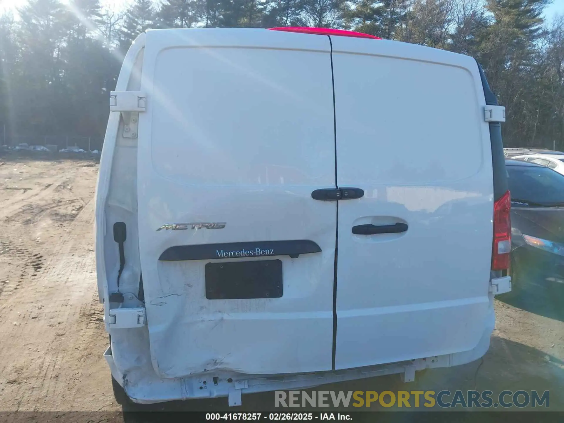 17 Фотография поврежденного автомобиля W1YV0CEY8P4266774 MERCEDES-BENZ METRIS 2023