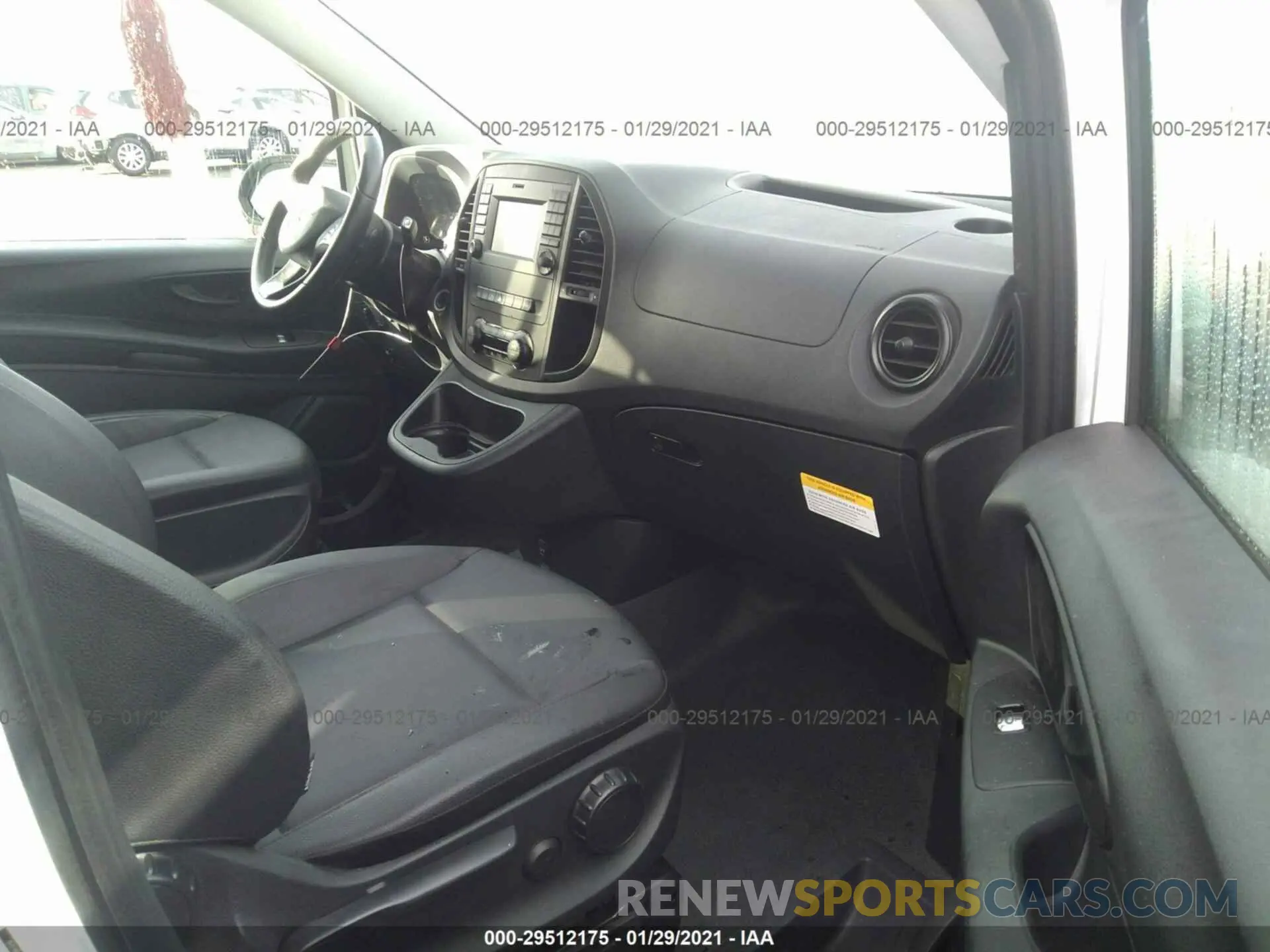 5 Photograph of a damaged car WD4PG2EE4K3527167 MERCEDES-BENZ METRIS PASSENGER VAN 2019